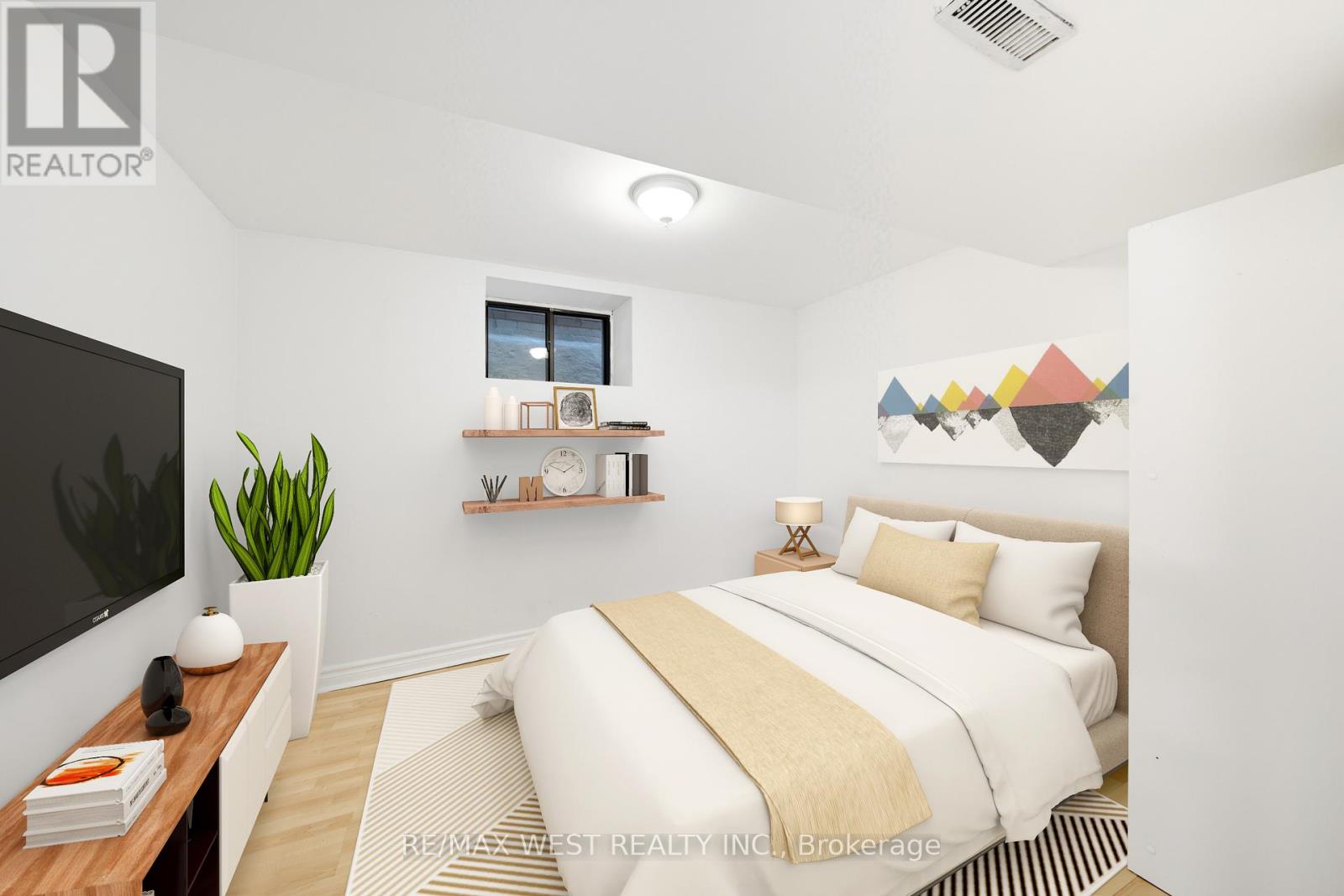 192 Pacific Avenue, Toronto, Ontario M6P 2P5 - Photo 29 - W12452583