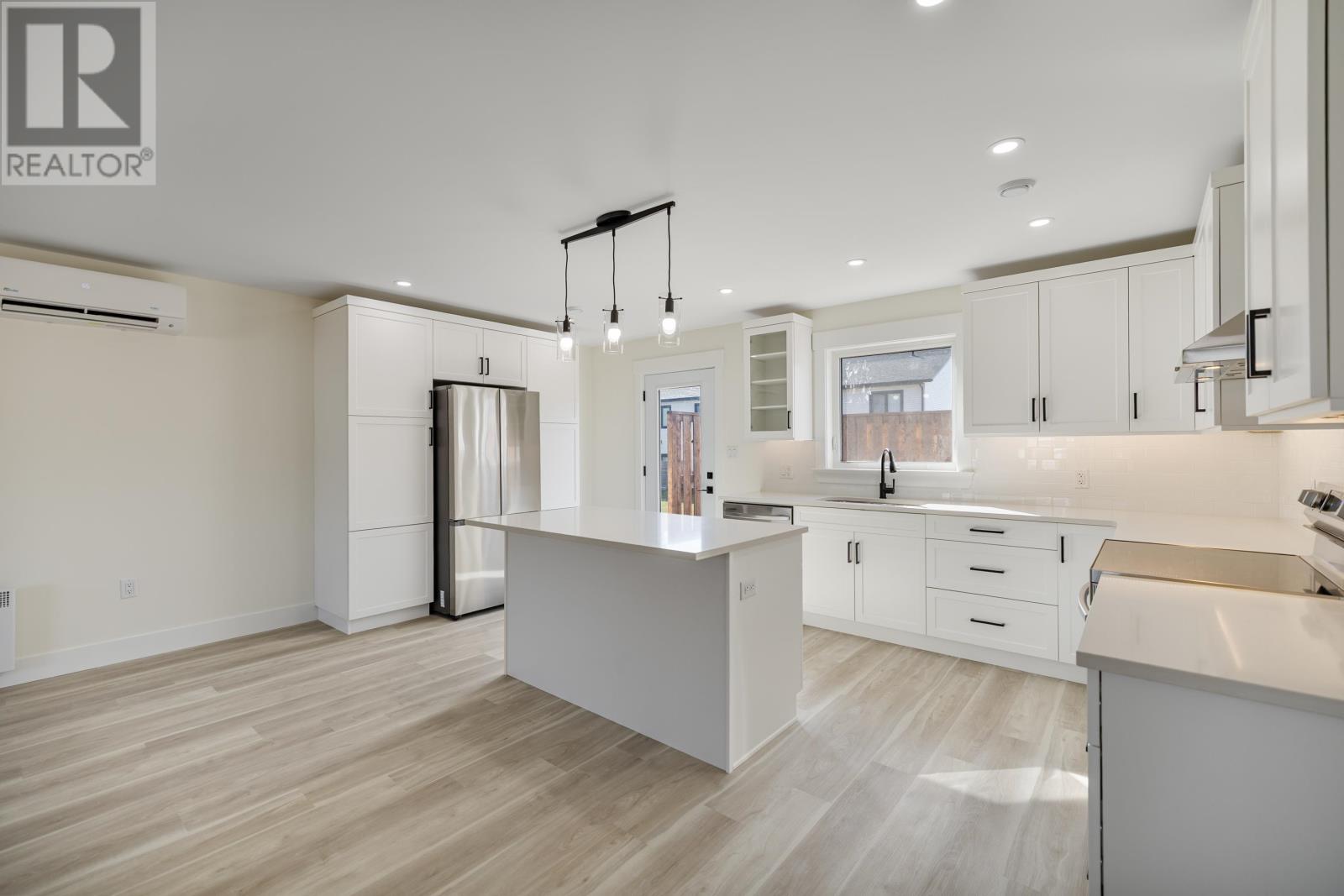 54 Smallwood Terrace, Stratford, Prince Edward Island  C1B 4L8 - Photo 18 - 202525442