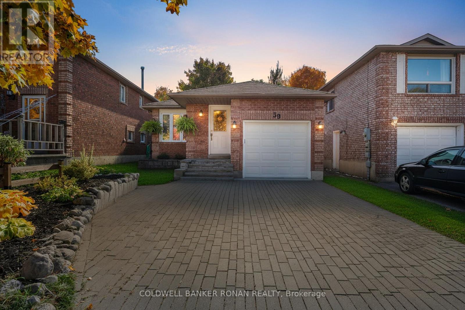 39 Ferguson Drive, Barrie, Ontario  L4N 7B5 - Photo 3 - S12465564