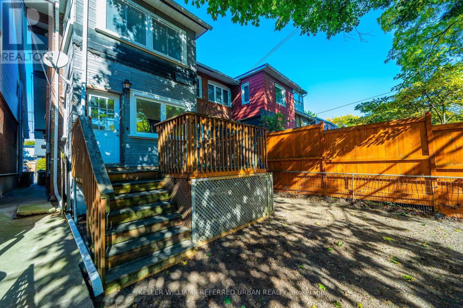 39 Eastwood Road, Toronto, Ontario  M4L 2C6 - Photo 34 - E12476269
