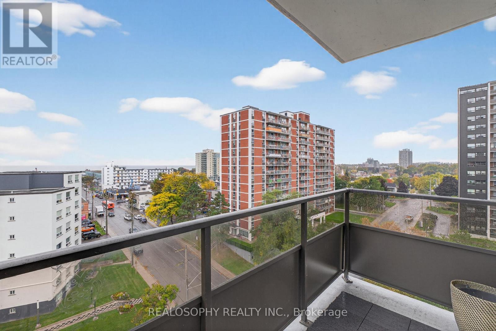 905 - 15 Elizabeth Street N, Mississauga, Ontario  L5G 2Z3 - Photo 34 - W12483786