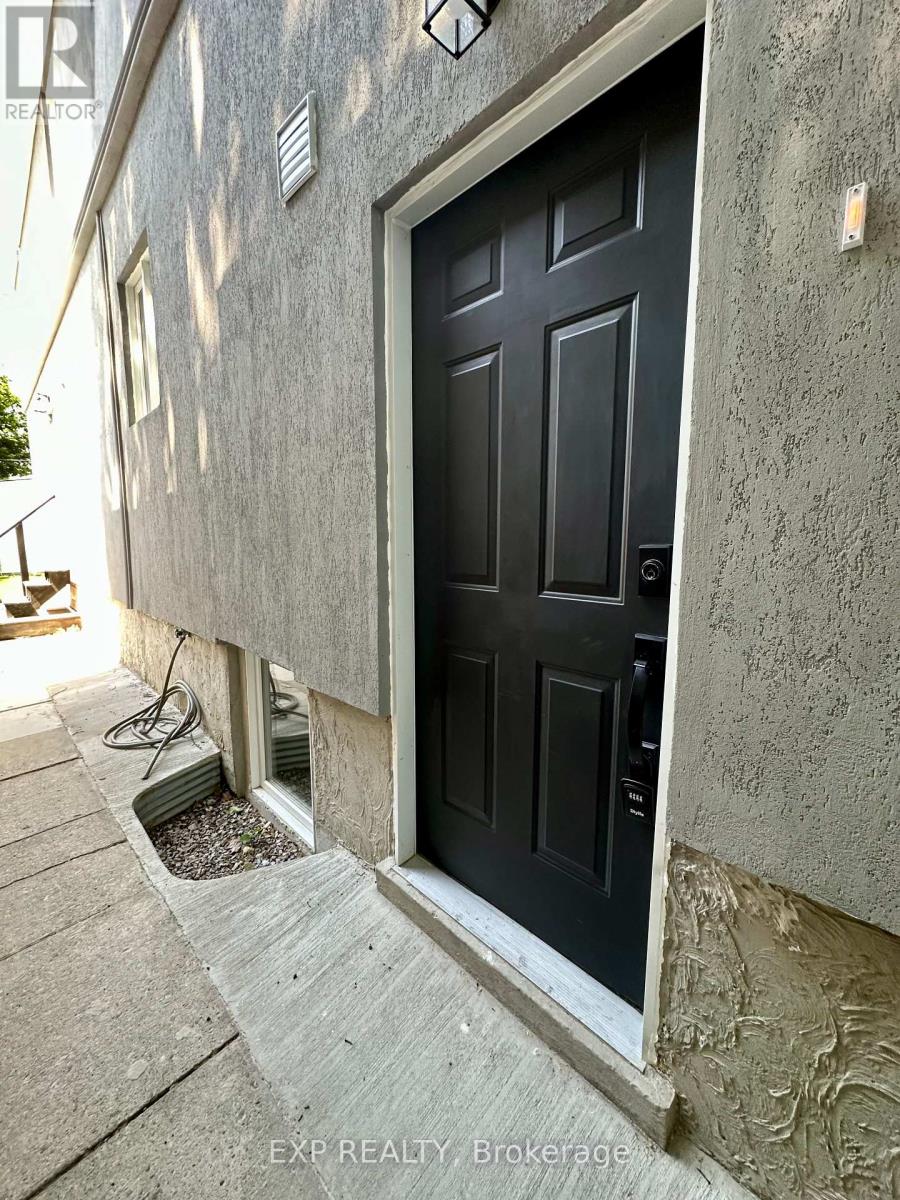 6 Lapp Street, Toronto, Ontario  M6N 3W6 - Photo 18 - W12483823