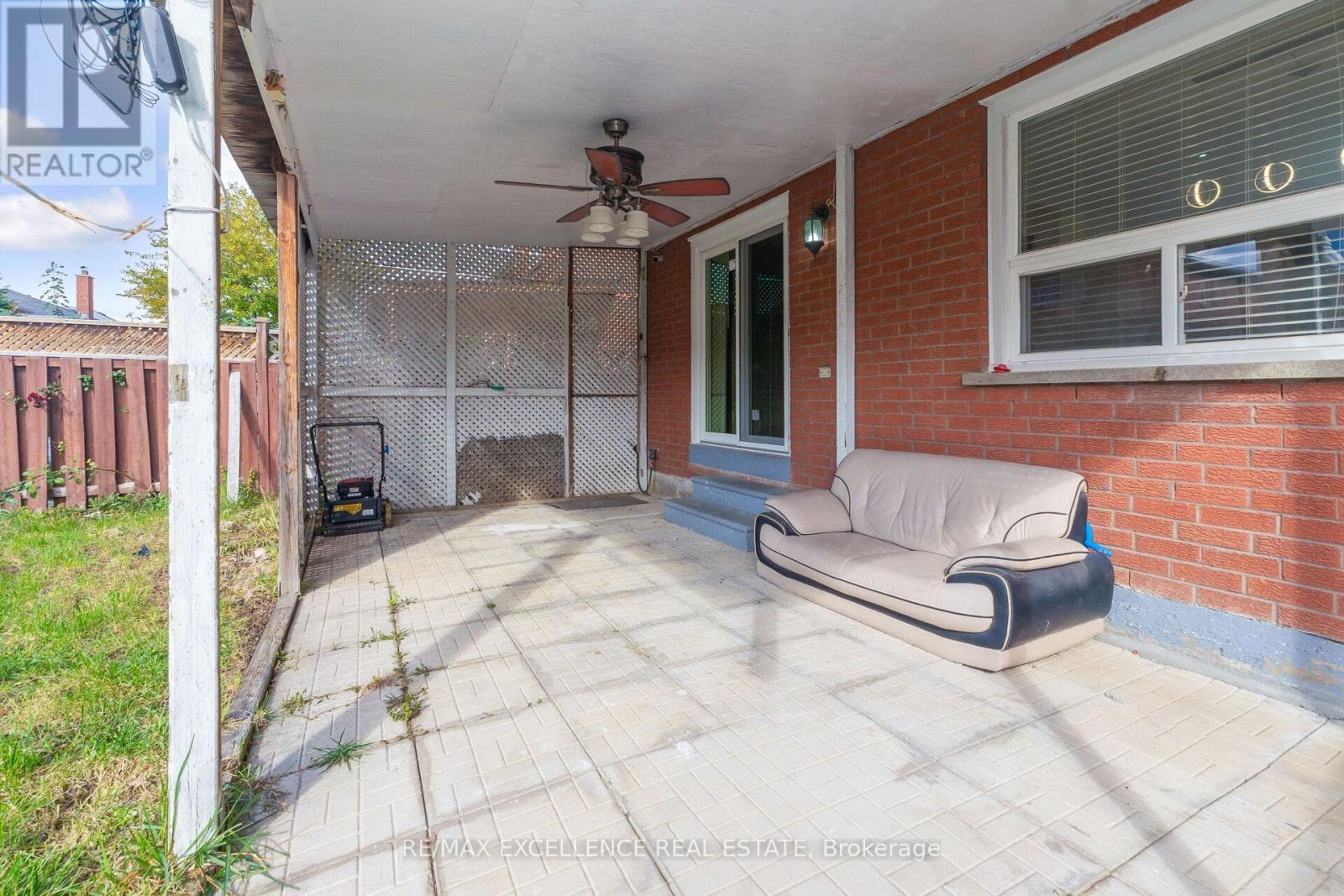 29 Faywood Drive, Brampton, Ontario  L6Y 4K3 - Photo 47 - W12483836