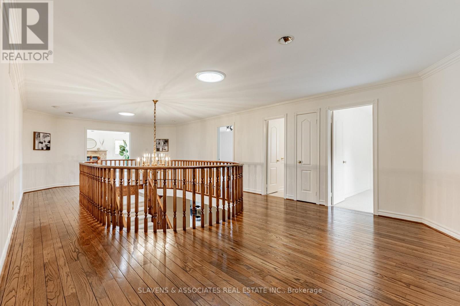 2397 Marisa Court, Mississauga, Ontario  L5K 2P7 - Photo 22 - W12483837