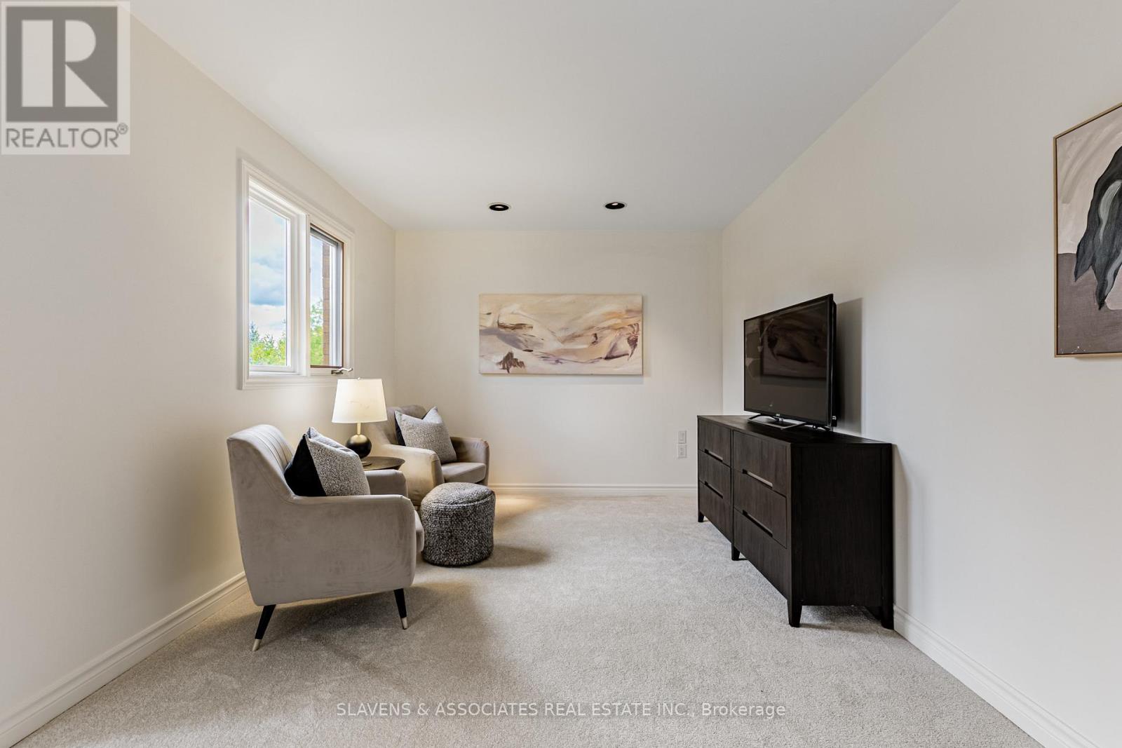 2397 Marisa Court, Mississauga, Ontario  L5K 2P7 - Photo 25 - W12483837