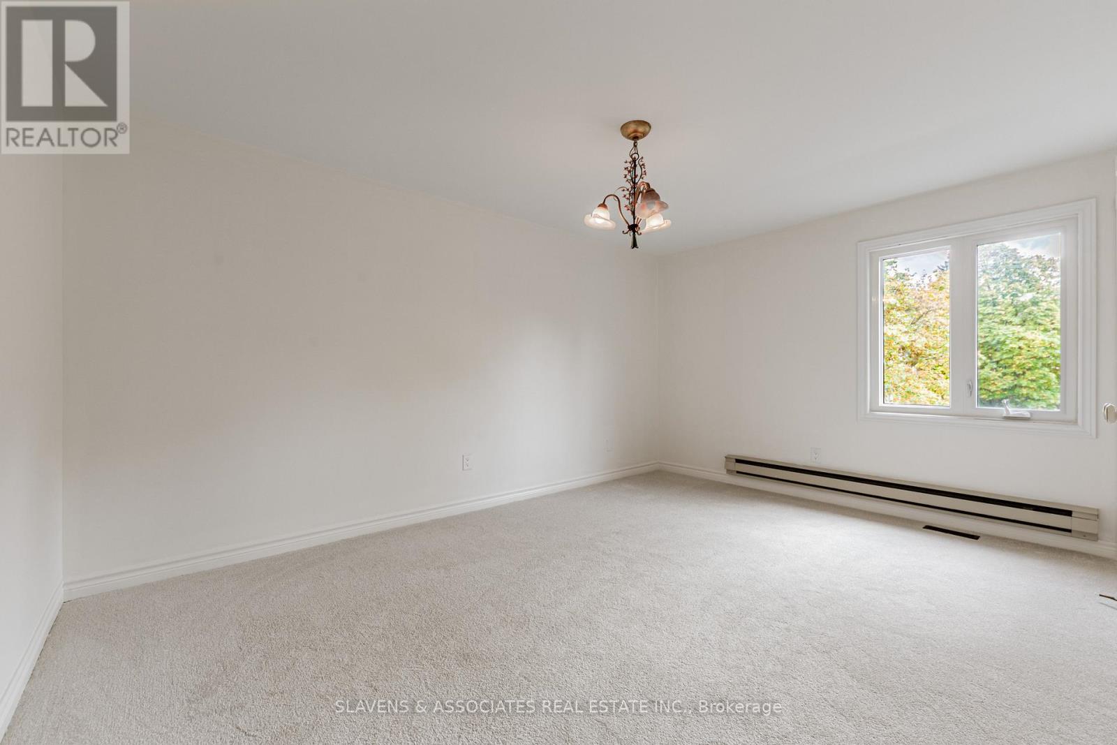 2397 Marisa Court, Mississauga, Ontario  L5K 2P7 - Photo 32 - W12483837