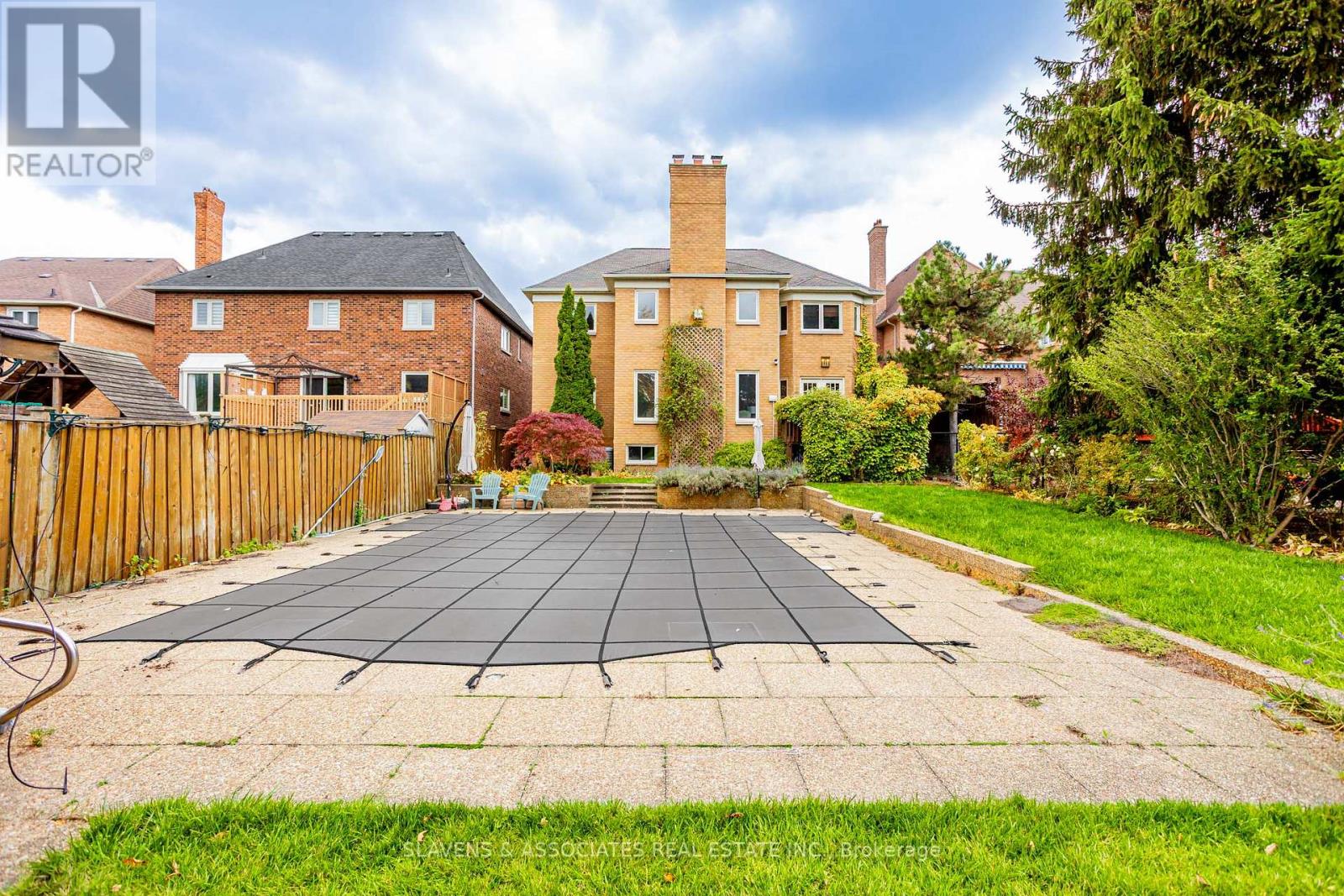 2397 Marisa Court, Mississauga, Ontario  L5K 2P7 - Photo 44 - W12483837