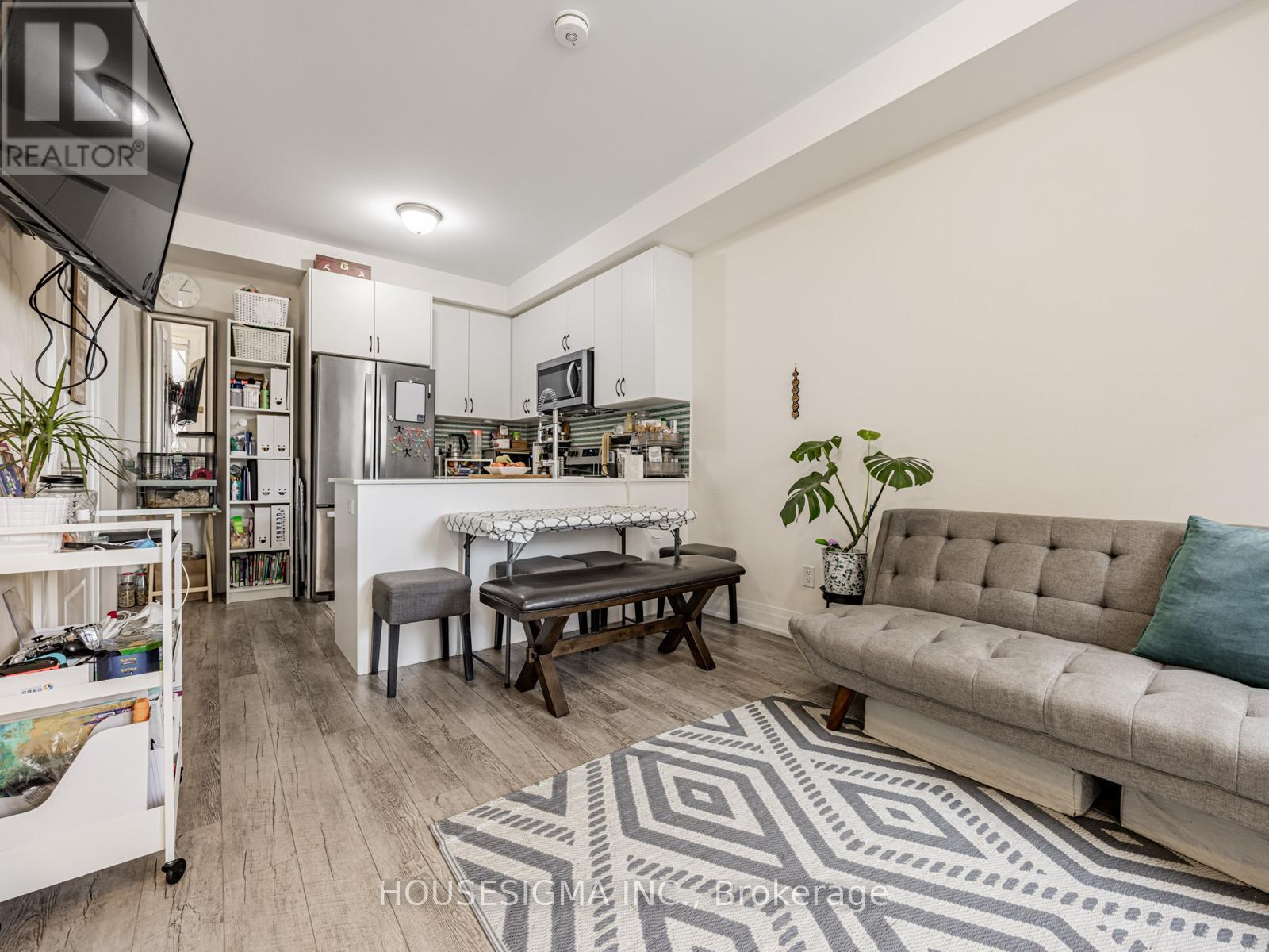 5 - 713 Lawrence Avenue W, Toronto, Ontario  M6A 1B4 - Photo 11 - W12483890