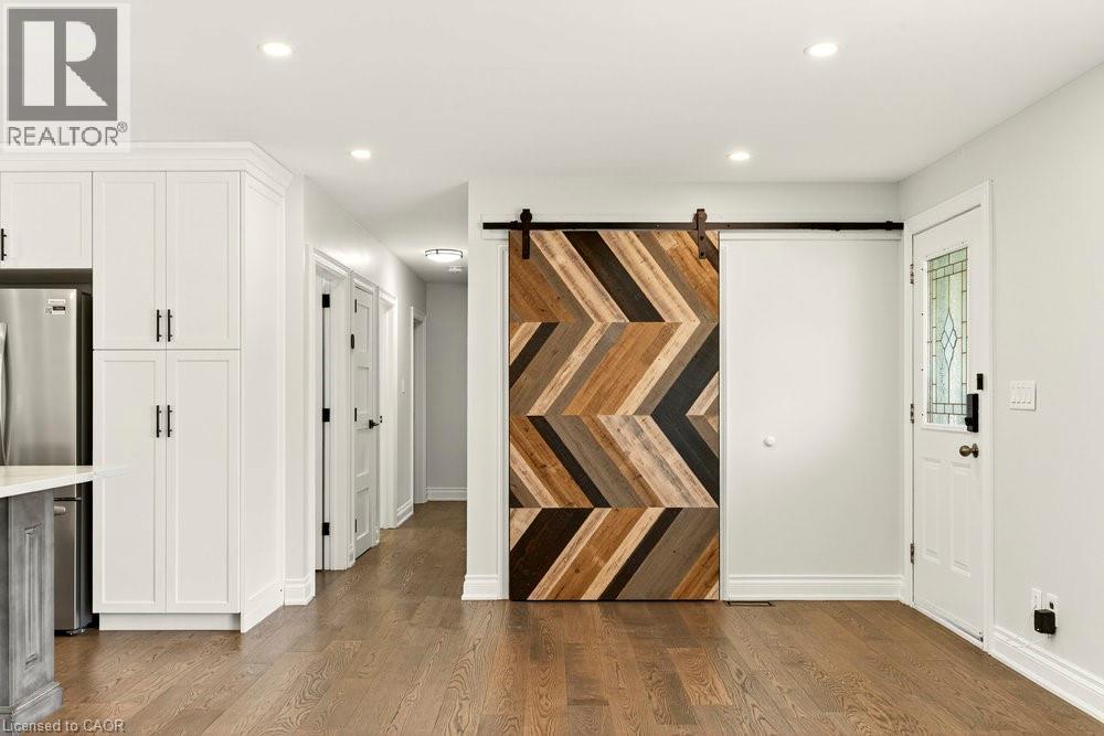 85 Westminster Avenue Unit# 1, Hamilton, Ontario  L9C 4M1 - Photo 5 - 40782406