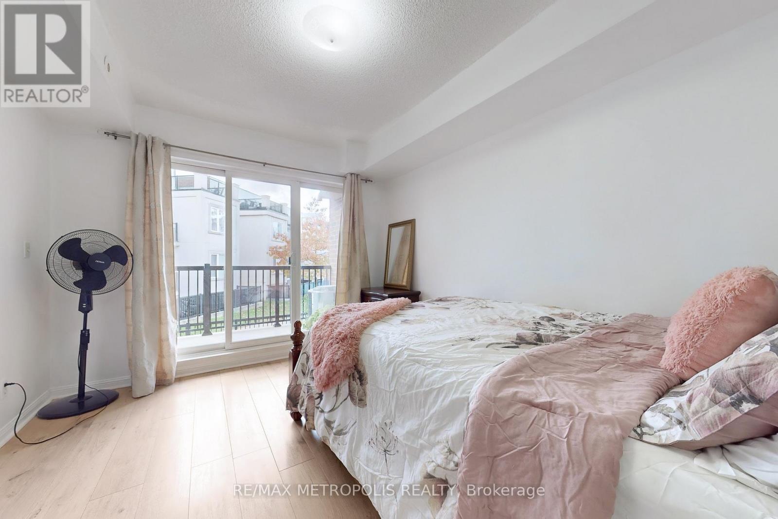 2025 - 3043 Finch Avenue W, Toronto, Ontario  M9M 0A4 - Photo 13 - W12483898