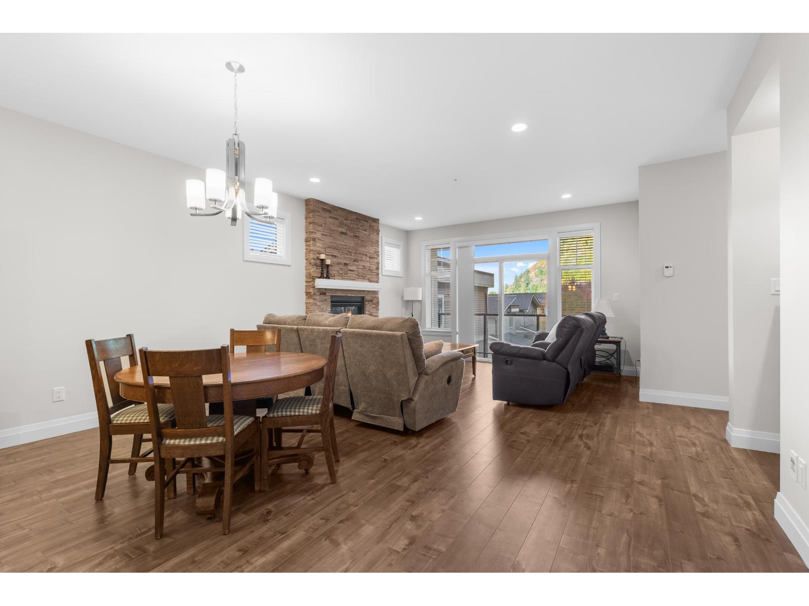 Property at 20 47042 MACFARLANE PLACE image 5