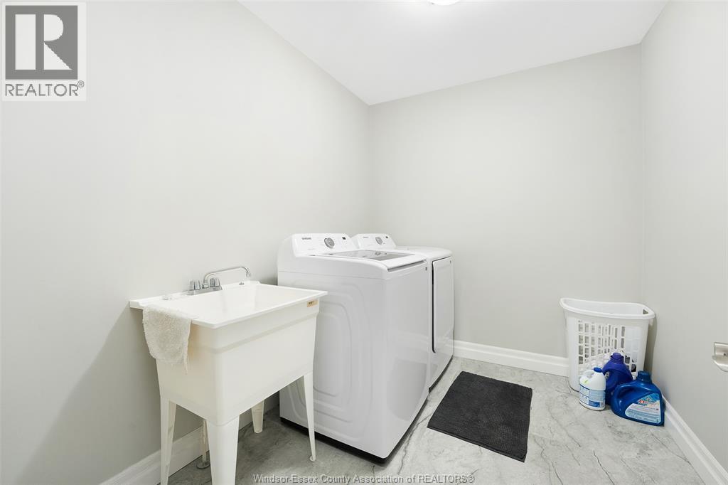 112 Reed Street, Essex, Ontario  N8M 0B2 - Photo 9 - 25027264