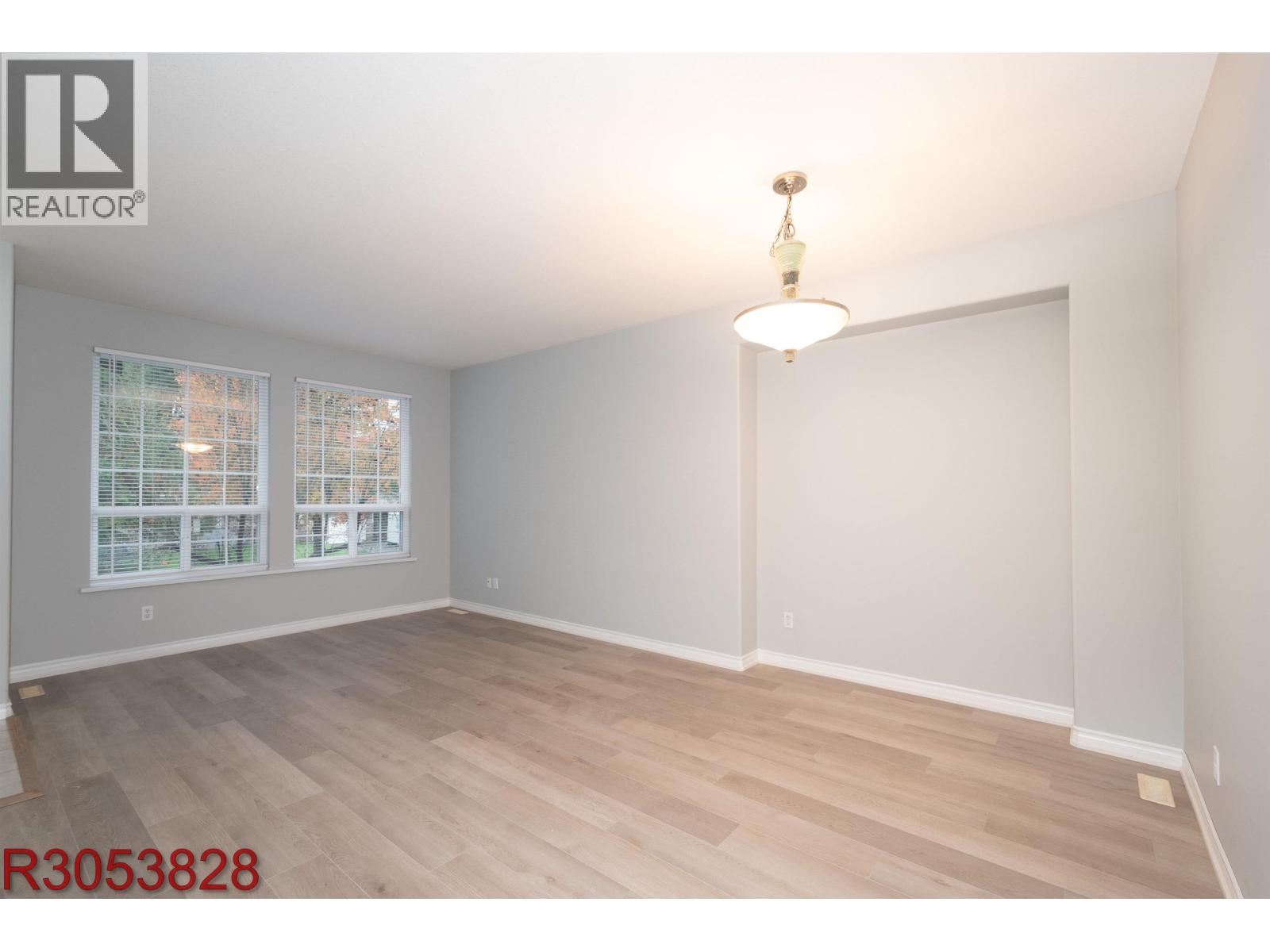 24105 102 Avenue, Maple Ridge, British Columbia  V2W 2A2 - Photo 3 - R3053828