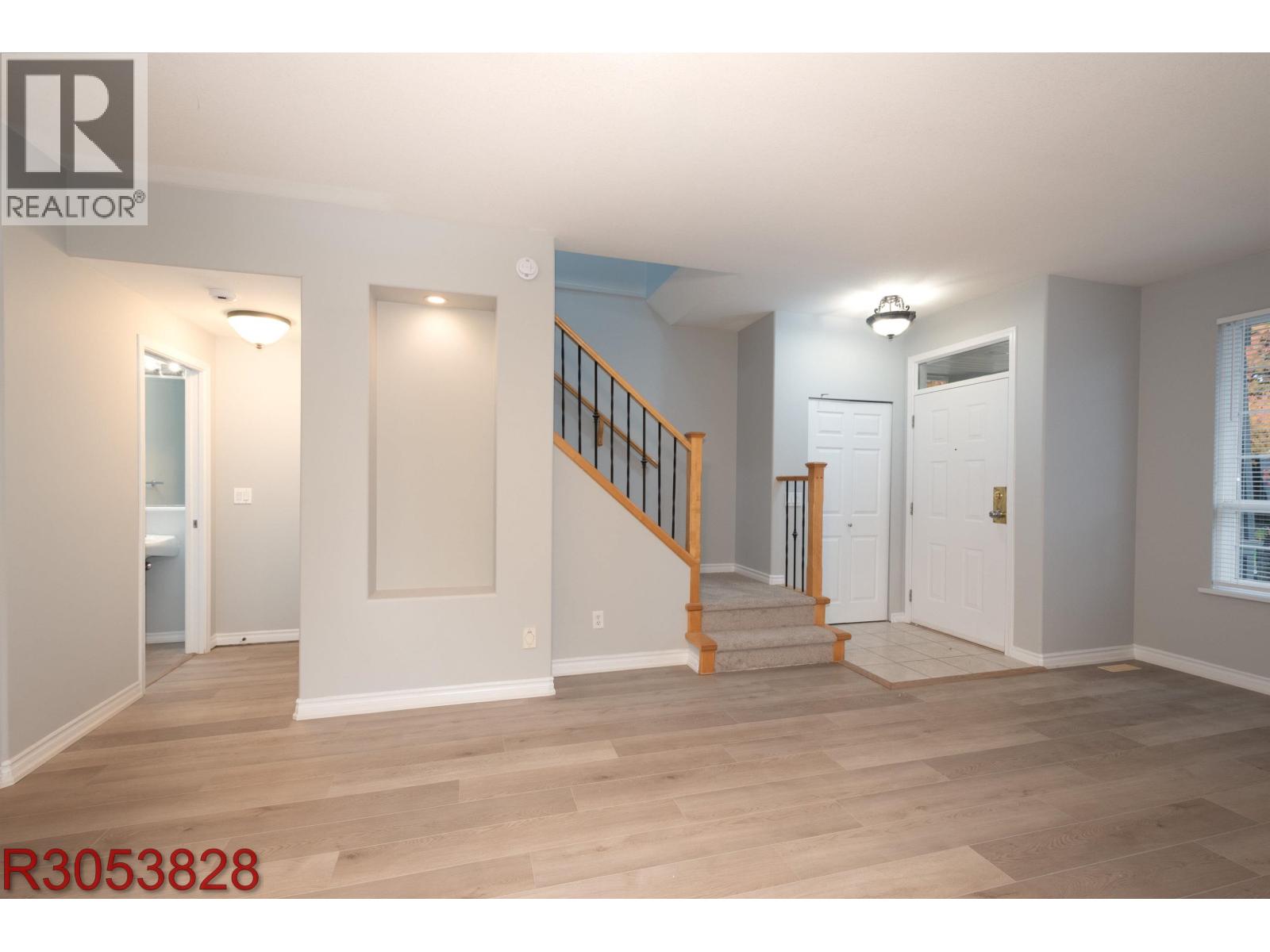 24105 102 Avenue, Maple Ridge, British Columbia  V2W 2A2 - Photo 5 - R3053828