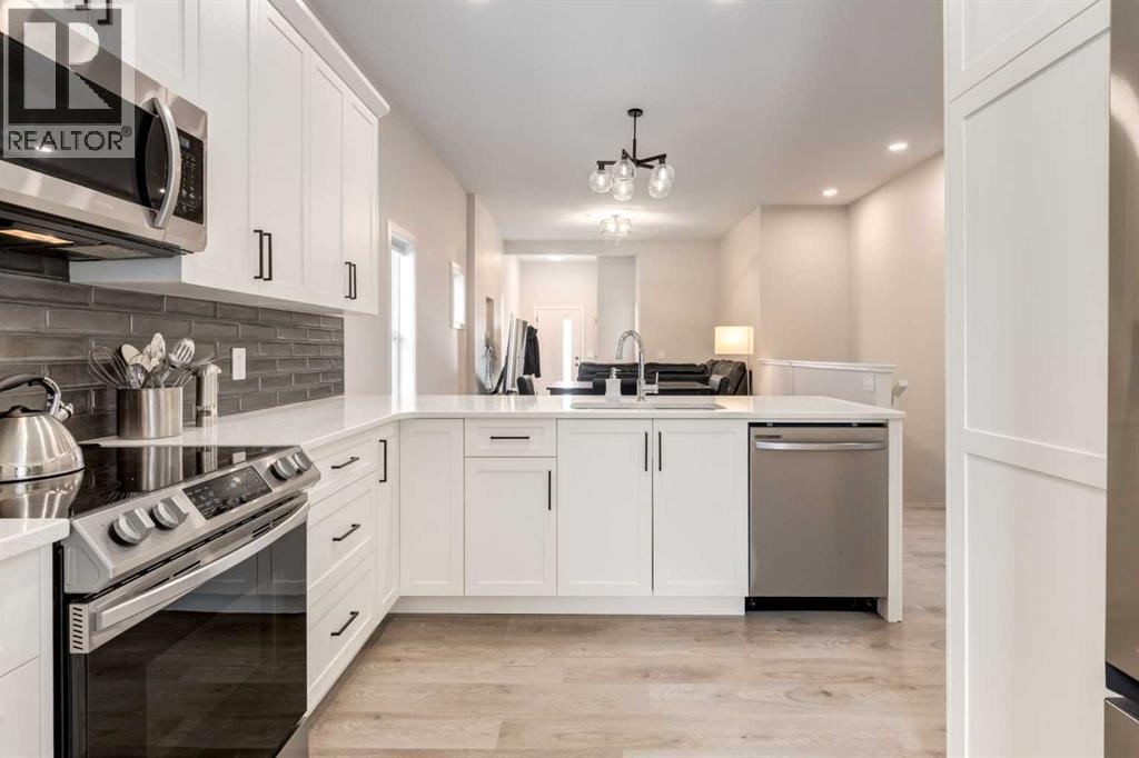 812 Reynolds Manor Sw, Airdrie, Alberta  T4B 5G2 - Photo 11 - A2249629