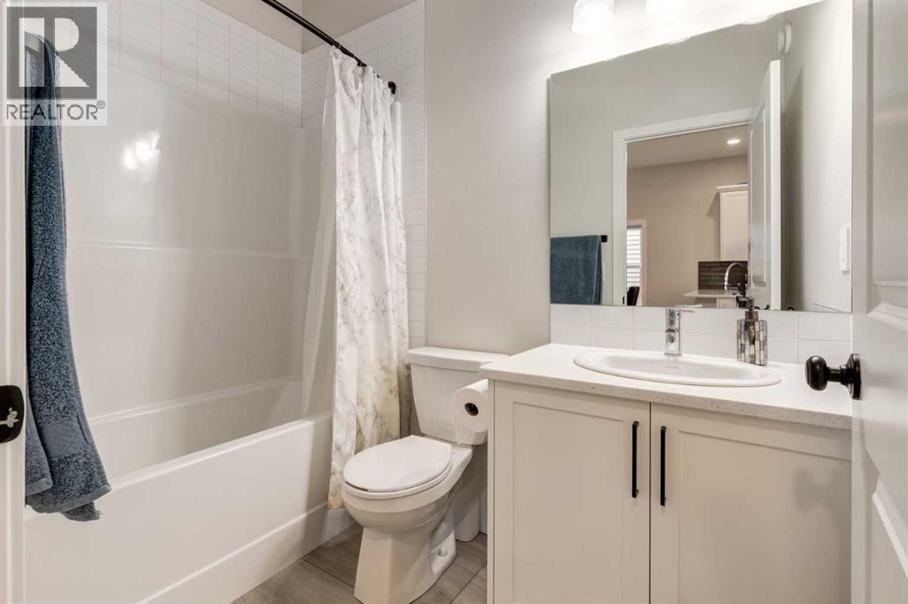 812 Reynolds Manor Sw, Airdrie, Alberta  T4B 5G2 - Photo 21 - A2249629