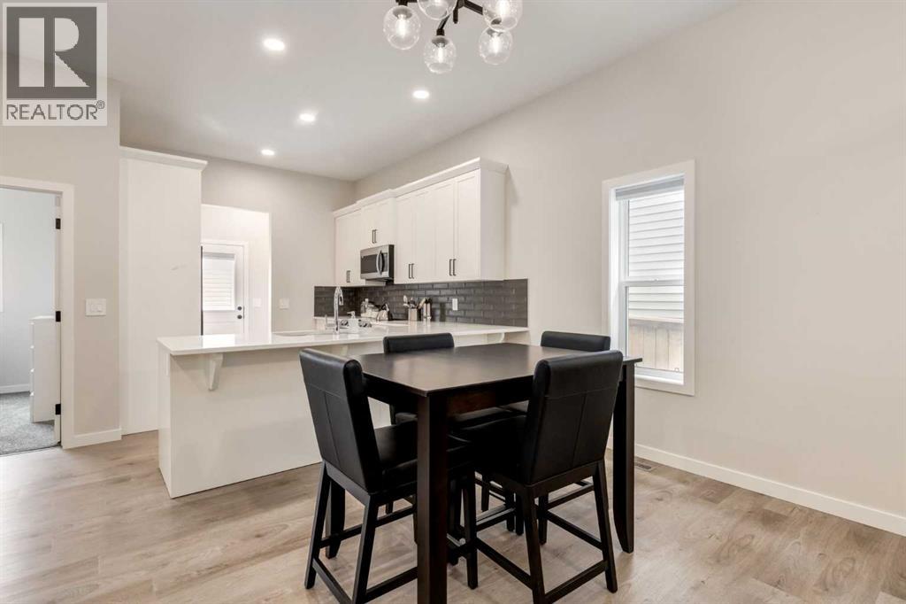 812 Reynolds Manor Sw, Airdrie, Alberta  T4B 5G2 - Photo 8 - A2249629