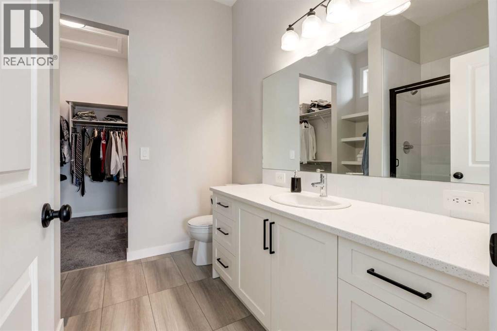 812 Reynolds Manor Sw, Airdrie, Alberta  T4B 5G2 - Photo 16 - A2249629