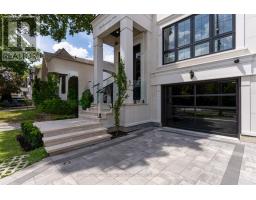594 BROADWAY AVENUE, Toronto, Ontario