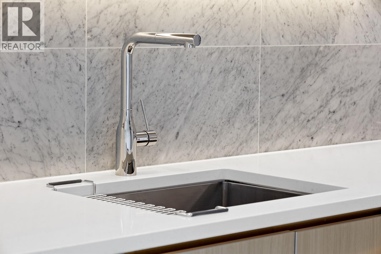 1214 1768 Cook Street, Vancouver, British Columbia  V5Y 0N3 - Photo 12 - R3059614