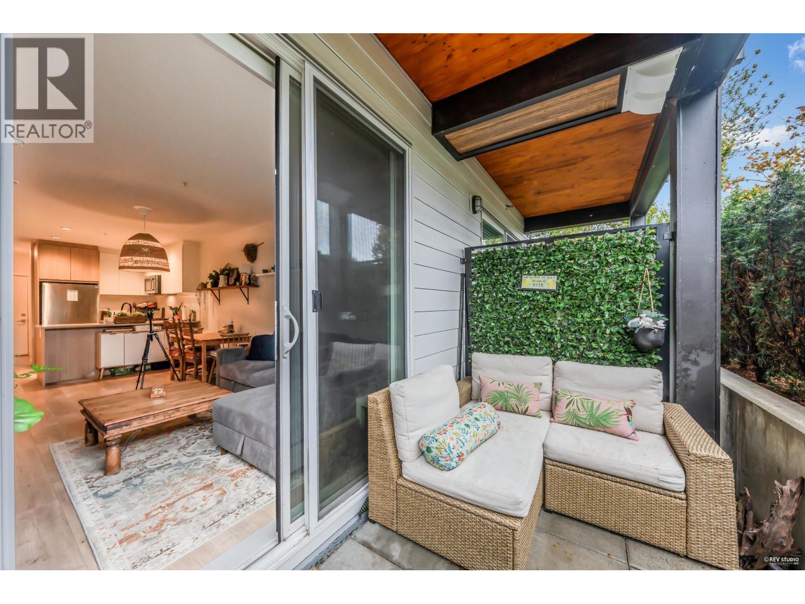 113 707 Como Lake Avenue, Coquitlam, British Columbia  V3J 0J5 - Photo 21 - R3061991