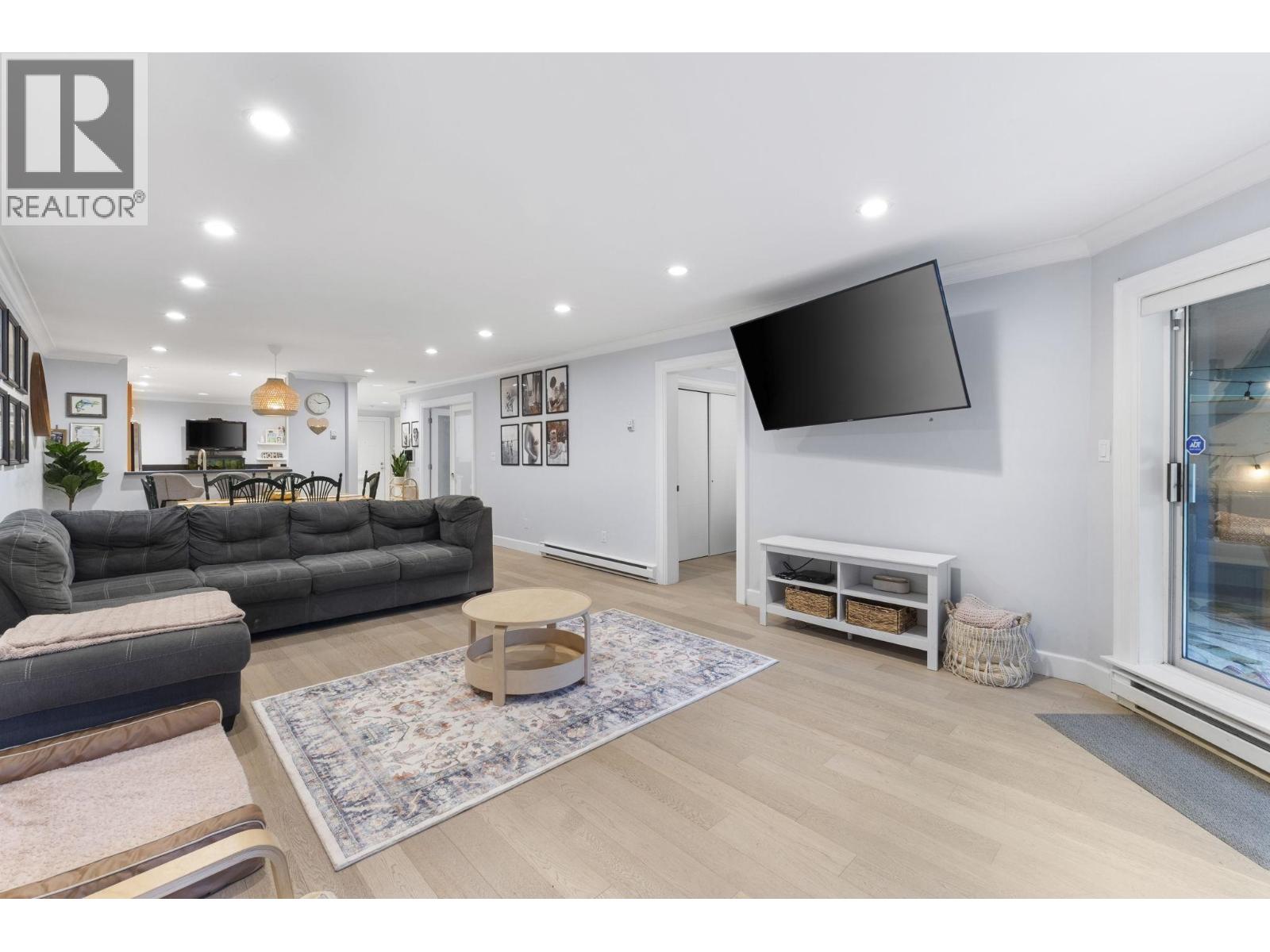 102 1500 Ostler Court, North Vancouver, British Columbia  V7G 2S2 - Photo 5 - R3062018