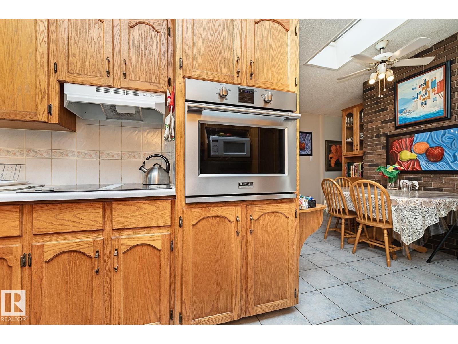 9523 134 Av Nw, Edmonton, Alberta  T5E 1H8 - Photo 11 - E4463634