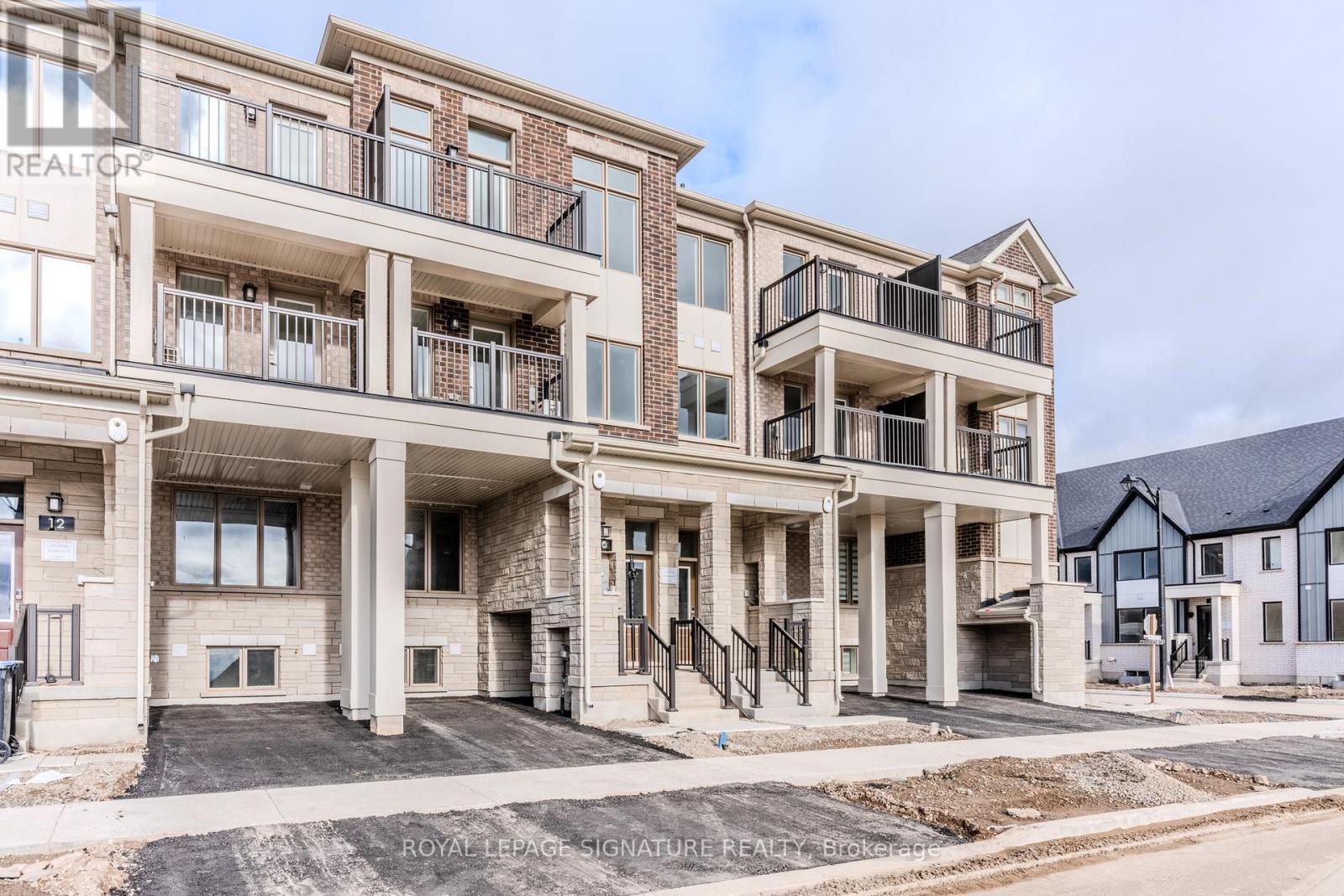 10 Timberfall Drive, Brampton, Ontario  L7A 5L9 - Photo 2 - W12483591
