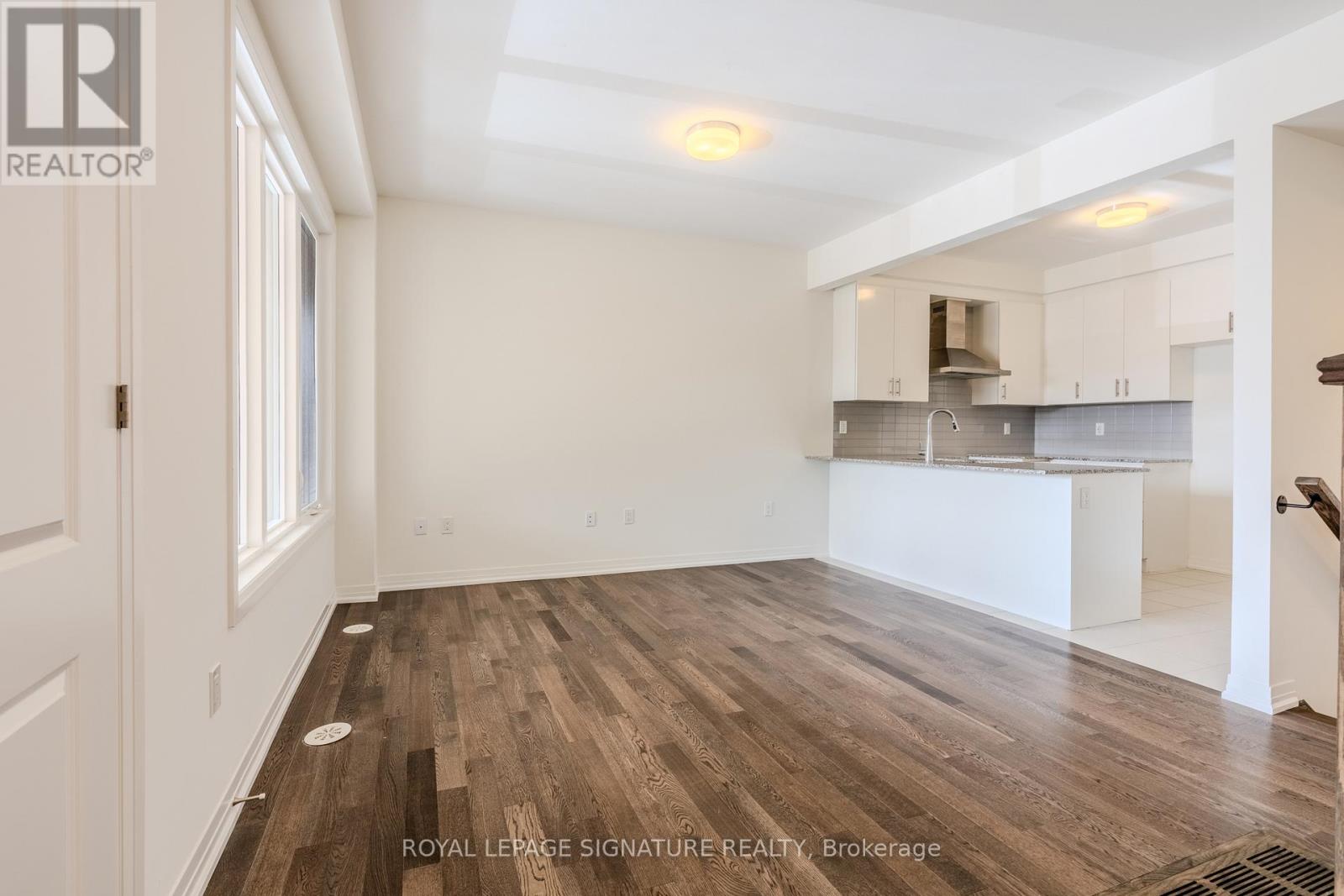 10 Timberfall Drive, Brampton, Ontario  L7A 5L9 - Photo 4 - W12483591