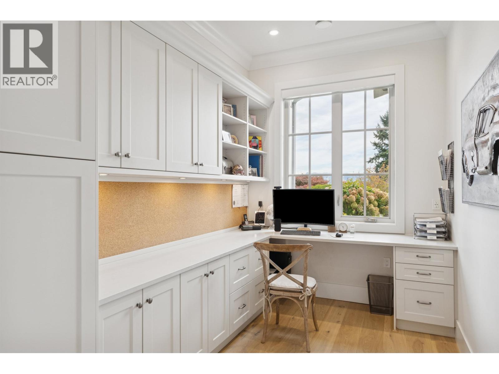 7863 Walmsley Court, Burnaby, British Columbia  V5E 3X3 - Photo 15 - R3062005