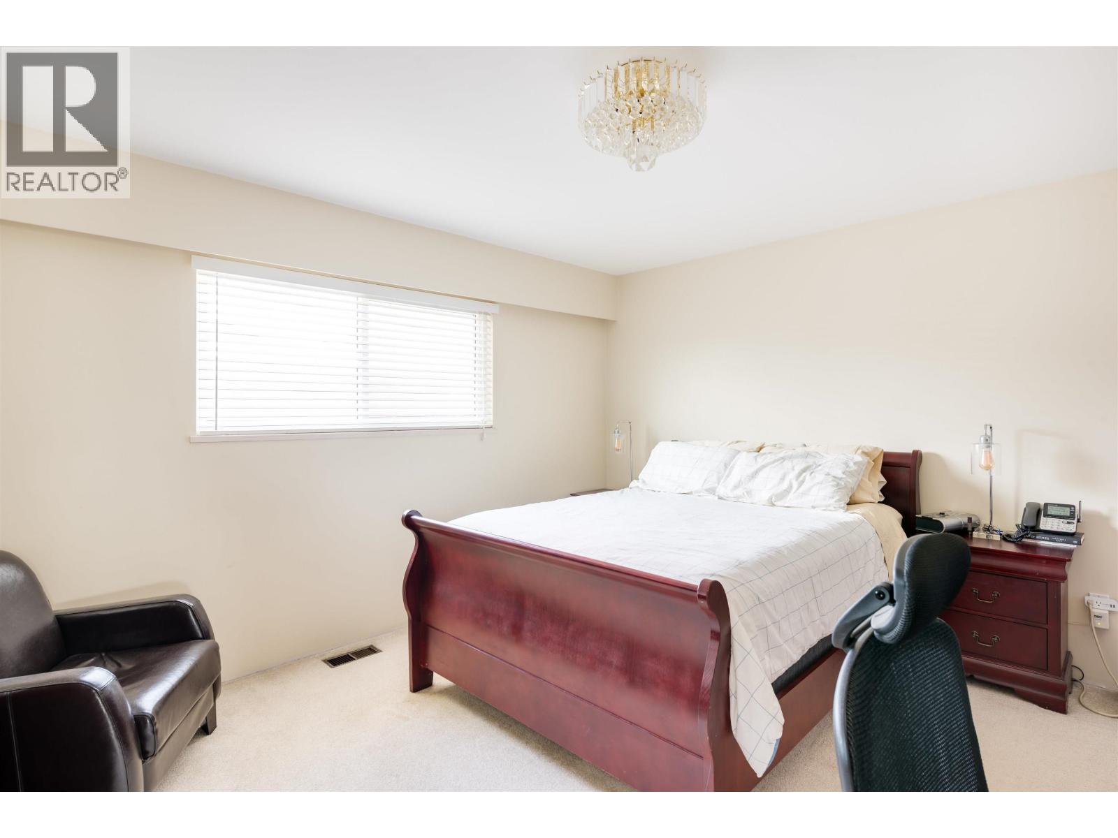 4767 Union Street, Burnaby, British Columbia  V5C 2Y5 - Photo 11 - R3062006