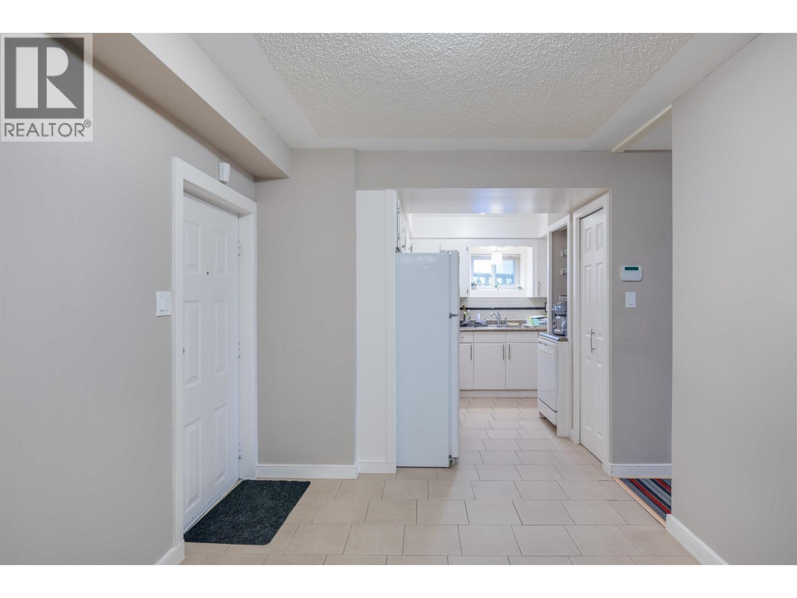 4767 Union Street, Burnaby, British Columbia  V5C 2Y5 - Photo 15 - R3062006