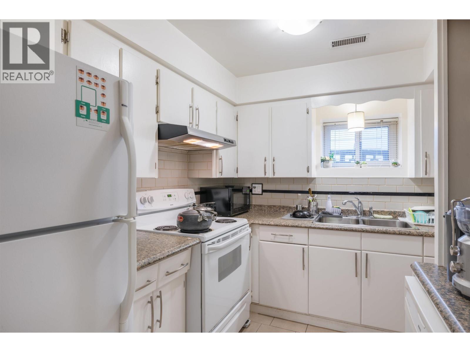 4767 Union Street, Burnaby, British Columbia  V5C 2Y5 - Photo 16 - R3062006
