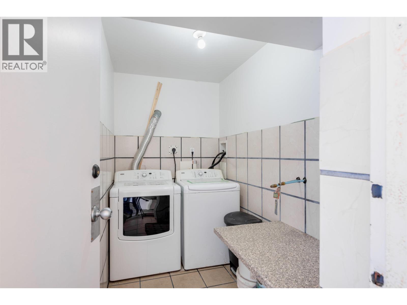 4767 Union Street, Burnaby, British Columbia  V5C 2Y5 - Photo 21 - R3062006