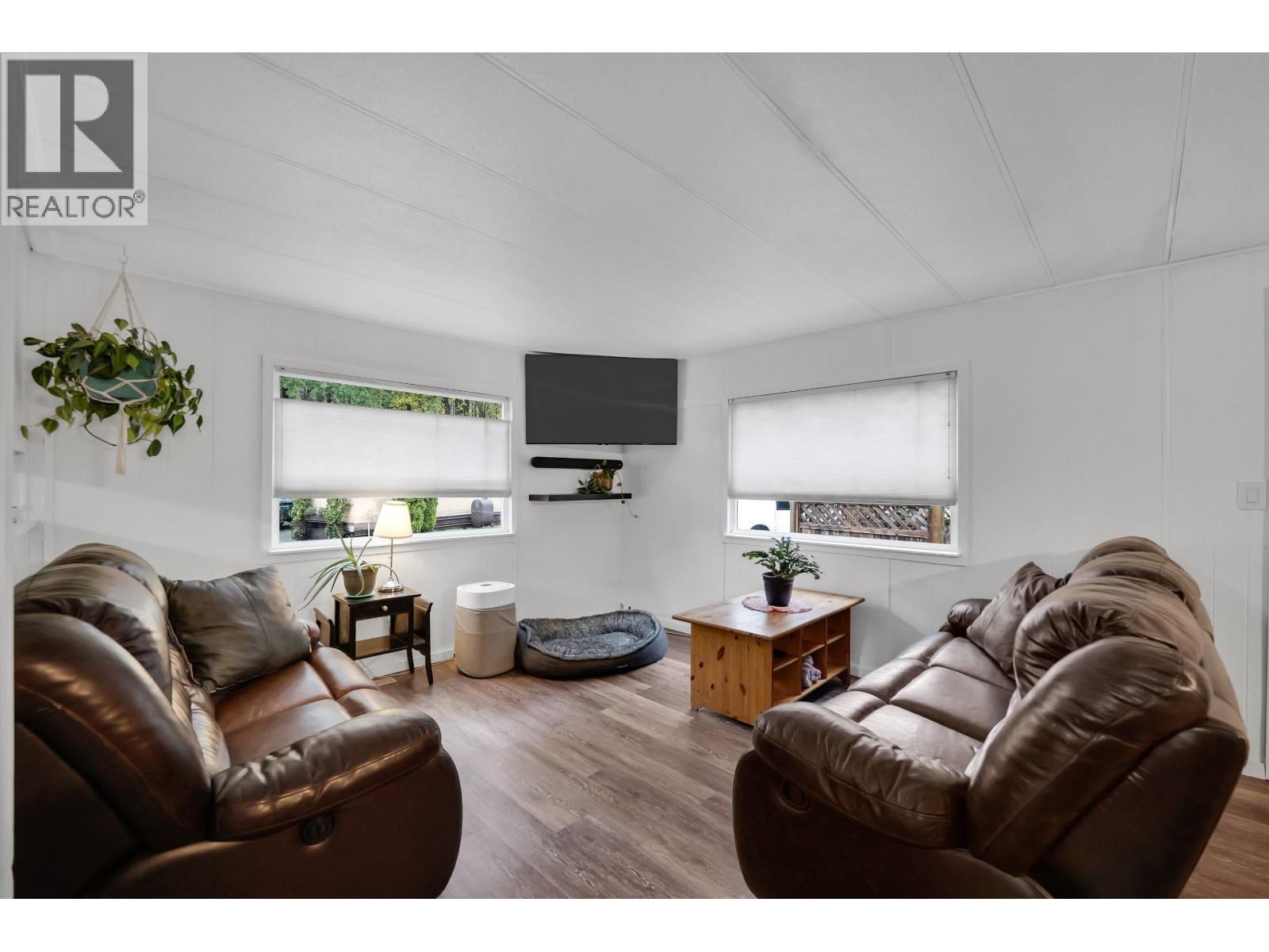 8 39884 Government Road, Squamish, British Columbia  V8B 0B1 - Photo 5 - R3062021