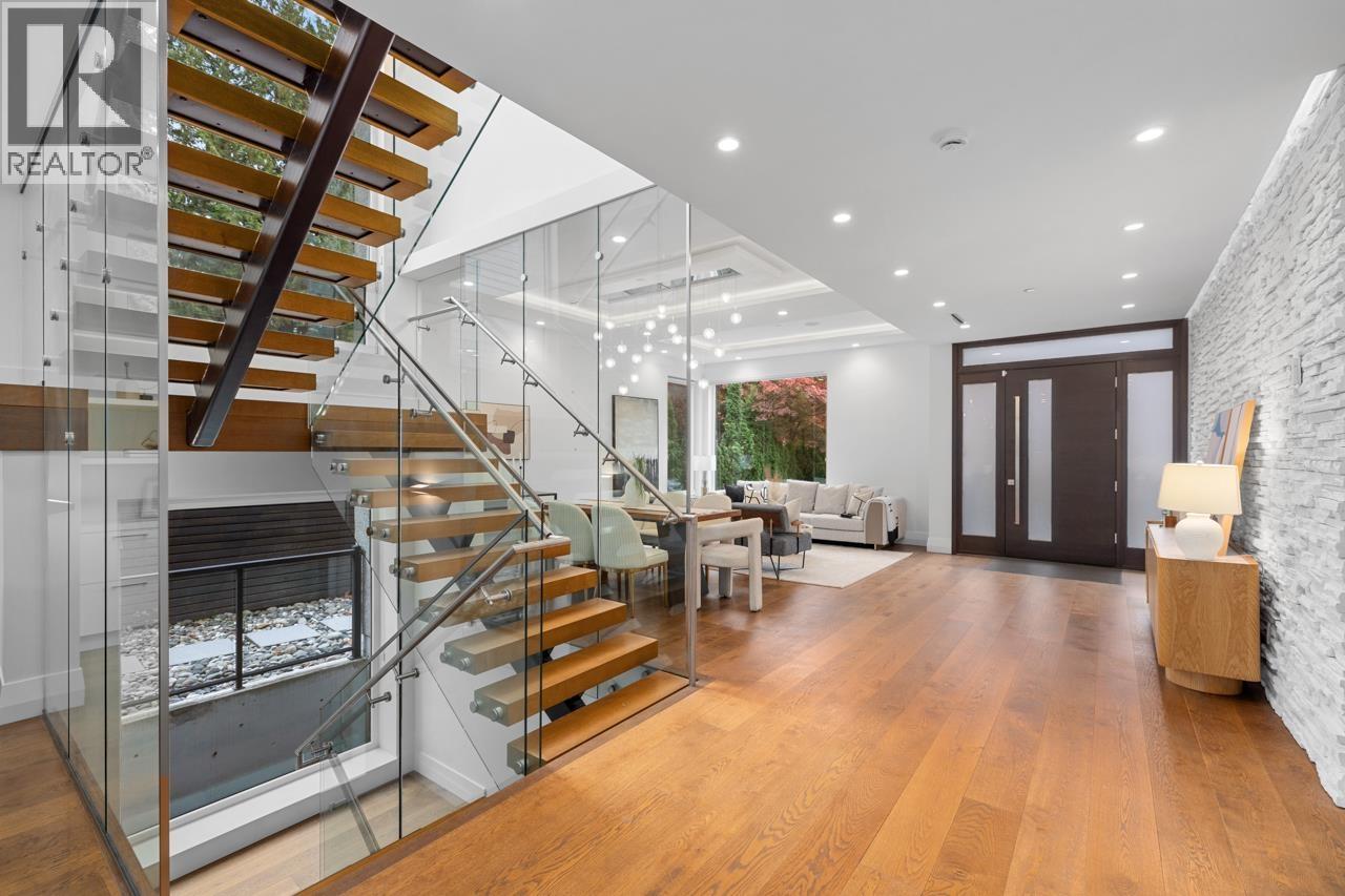 4291 W 29th Avenue, Vancouver, British Columbia  V6S 1V8 - Photo 2 - R3062026