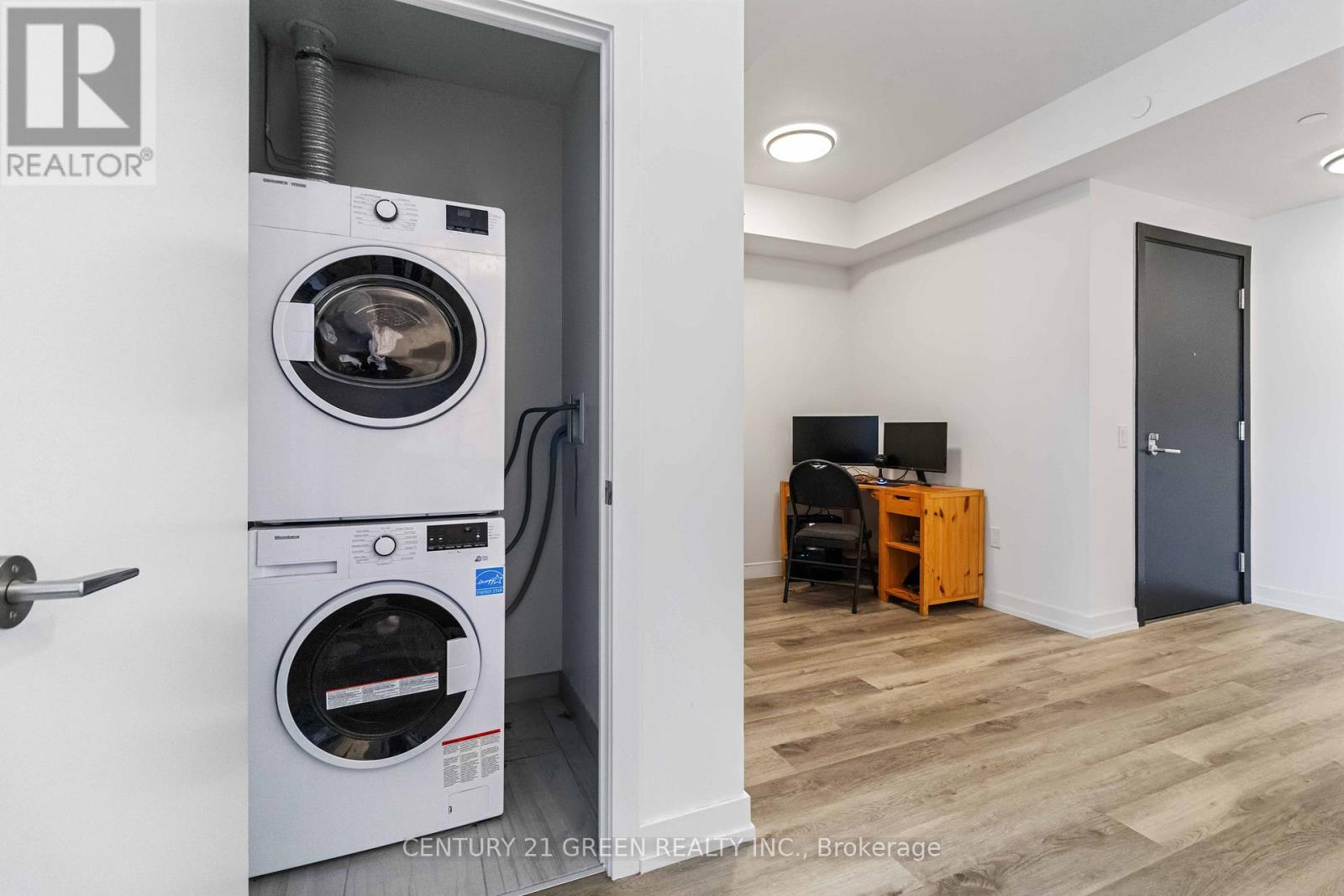 408 - 15 Wellington Street S, Kitchener, Ontario  N2G 0E4 - Photo 6 - X12483807