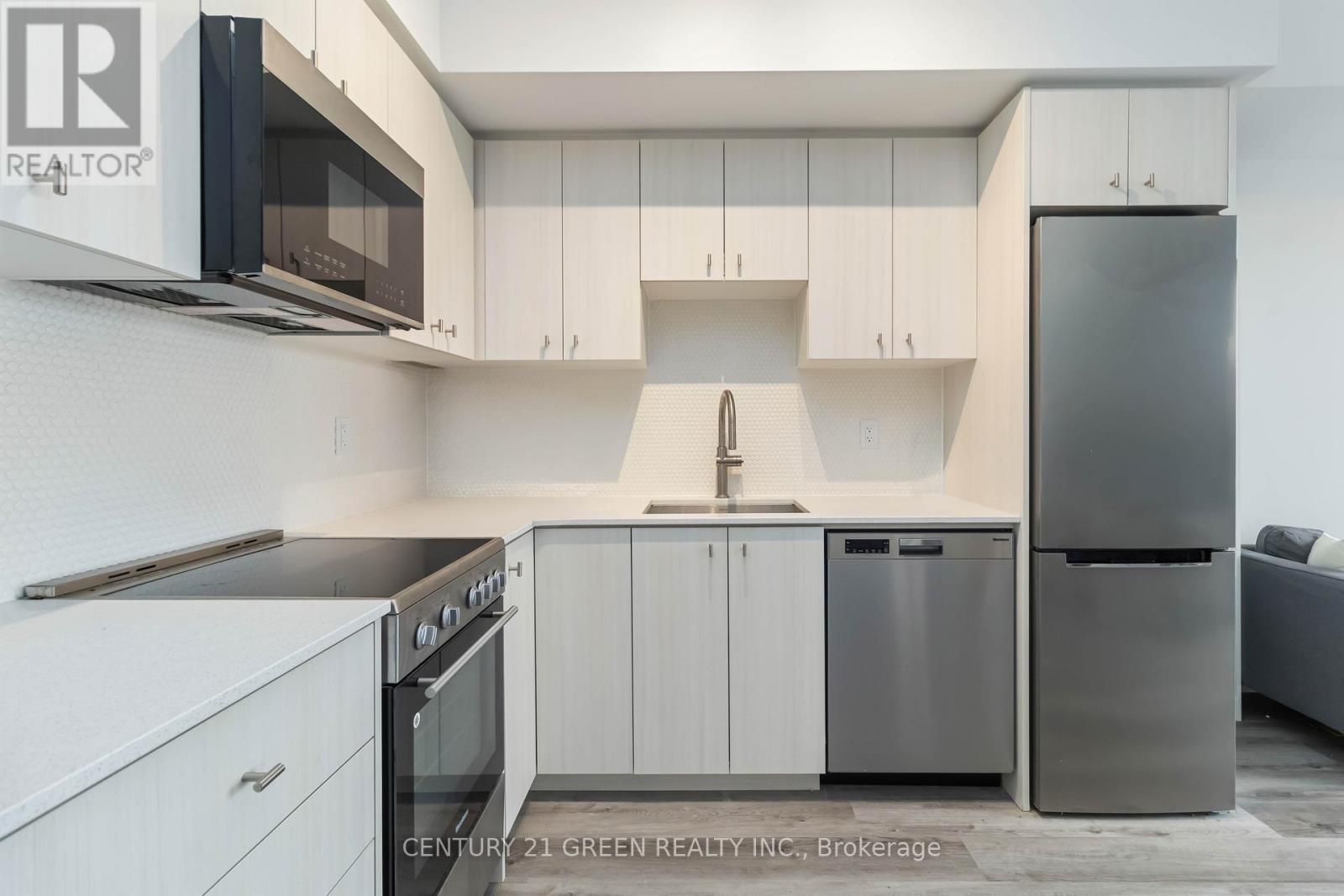 408 - 15 Wellington Street S, Kitchener, Ontario  N2G 0E4 - Photo 8 - X12483807