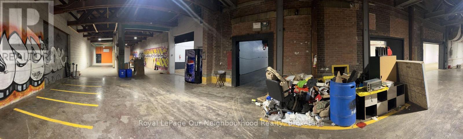 236 Burgar Street, Welland, Ontario  L3B 2T4 - Photo 11 - X12483846