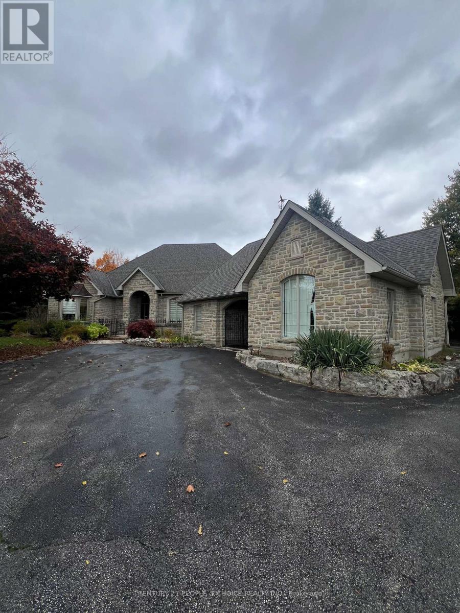 6 Fox Run Road, Puslinch, Ontario  N1H 6H9 - Photo 1 - X12483851