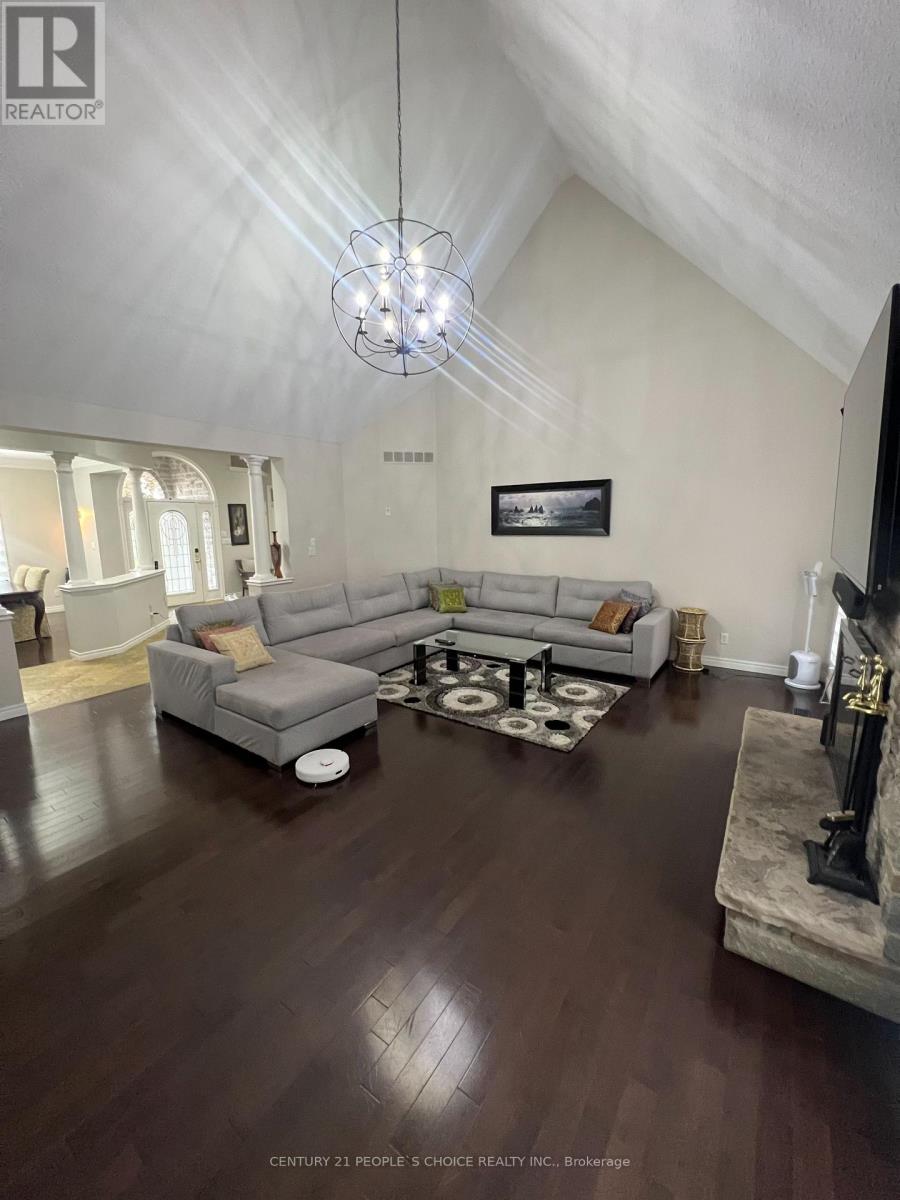 6 Fox Run Road, Puslinch, Ontario  N1H 6H9 - Photo 3 - X12483851