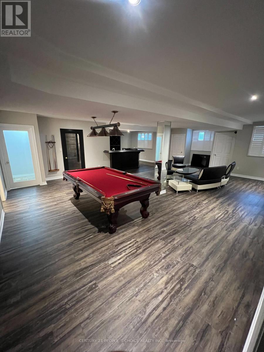 Upper - 6 Fox Run Road, Puslinch, Ontario  N1H 6H9 - Photo 3 - X12483871