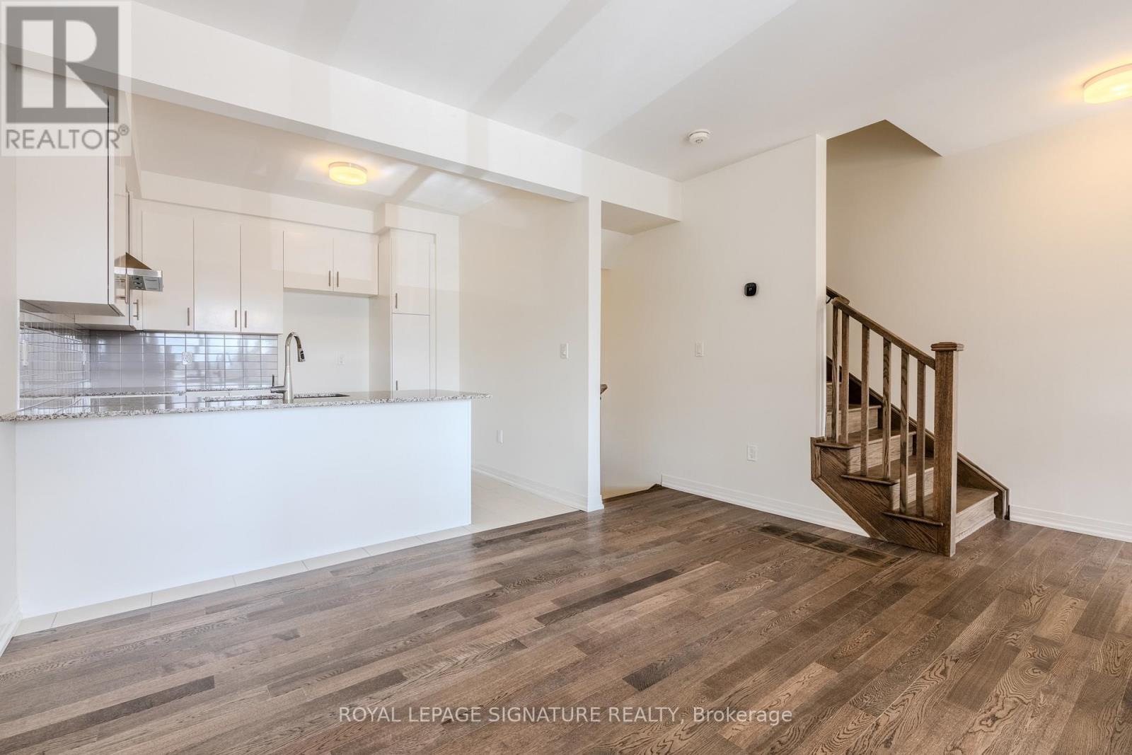 10 Timberfall Drive, Brampton, Ontario  L7A 5L9 - Photo 6 - W12483591