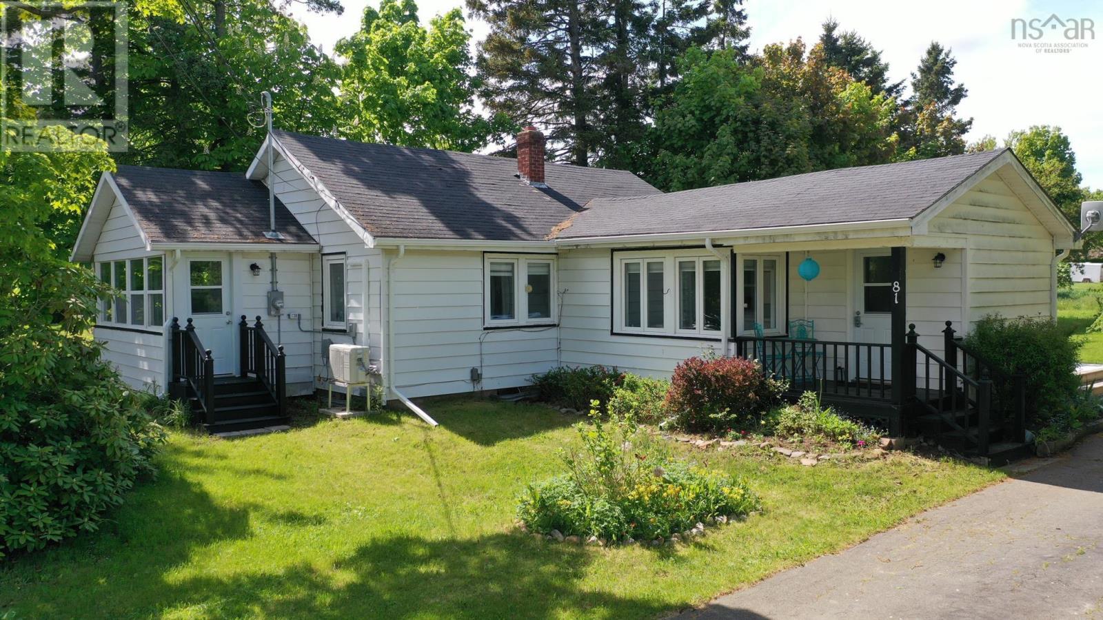 81 Pleasant Street, Kingsport, Nova Scotia  B0P 1H0 - Photo 2 - 202513634