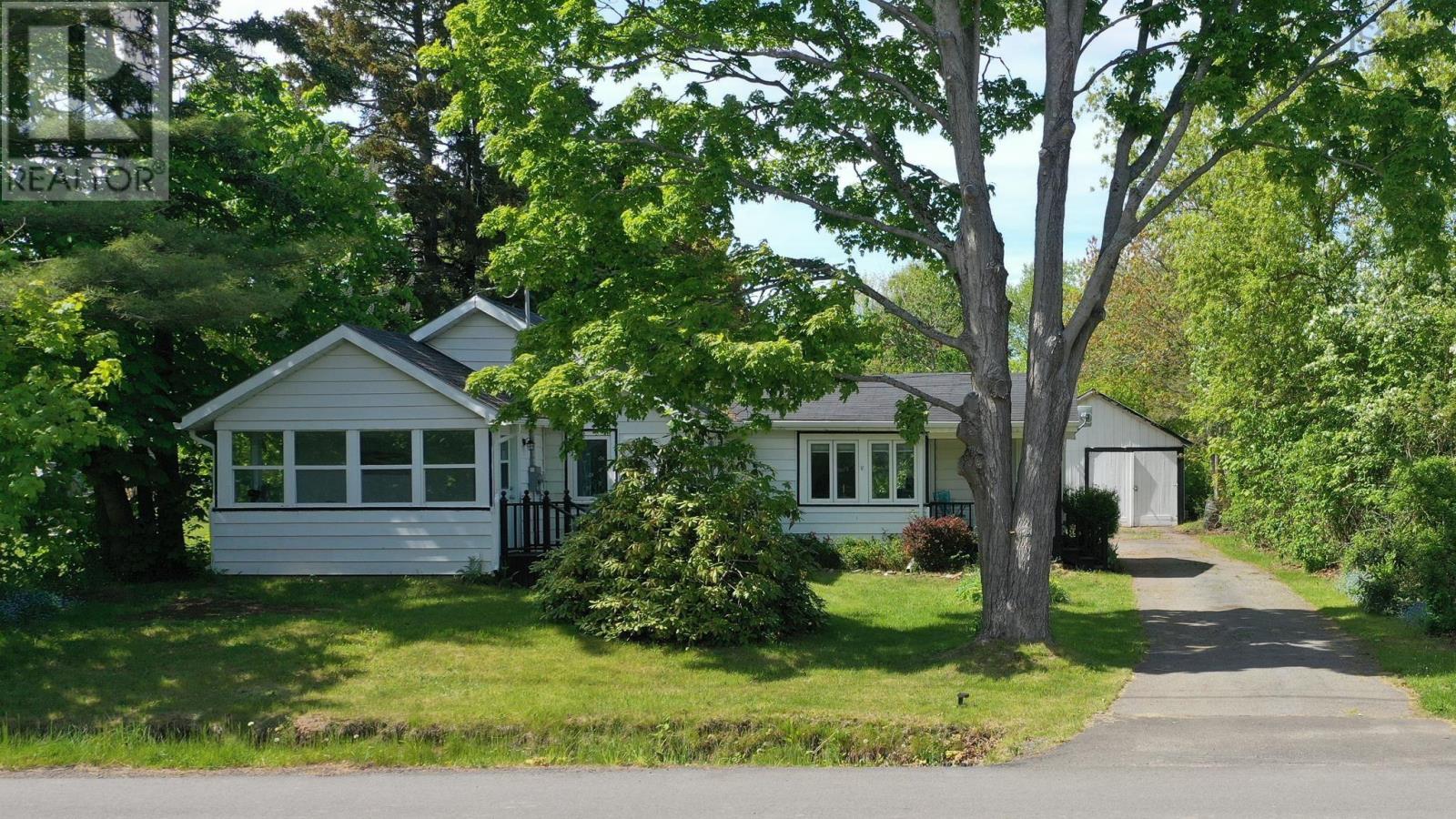 81 Pleasant Street, Kingsport, Nova Scotia  B0P 1H0 - Photo 1 - 202513634