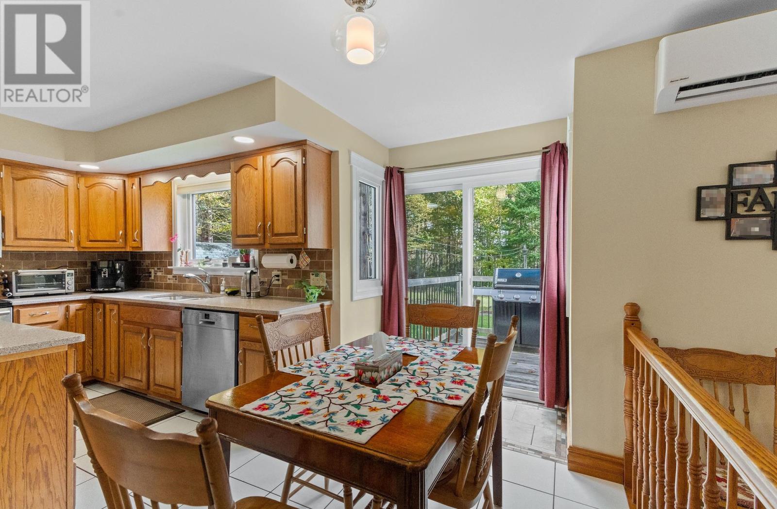 10 Falcon Avenue, Stratford, Prince Edward Island  C1B 1L4 - Photo 11 - 202526685