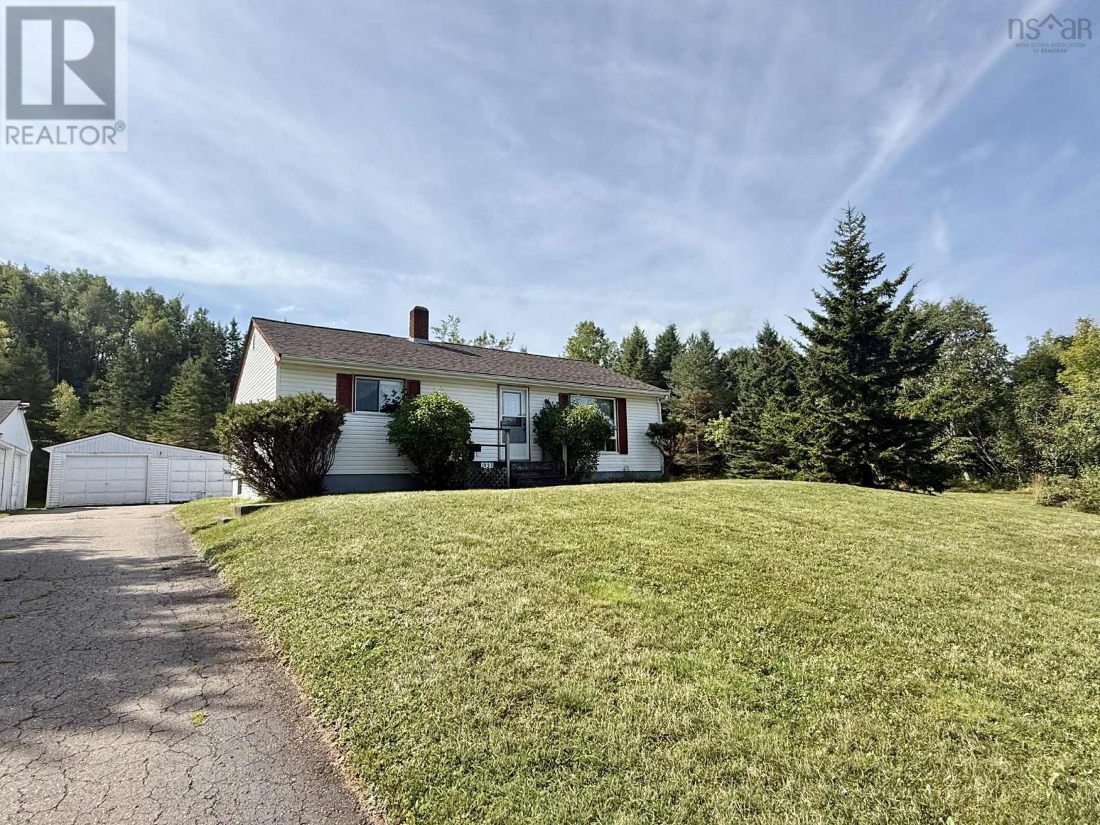 1498 East Prince Street, Salmon River, Nova Scotia  B6L 4C8 - Photo 6 - 202523143