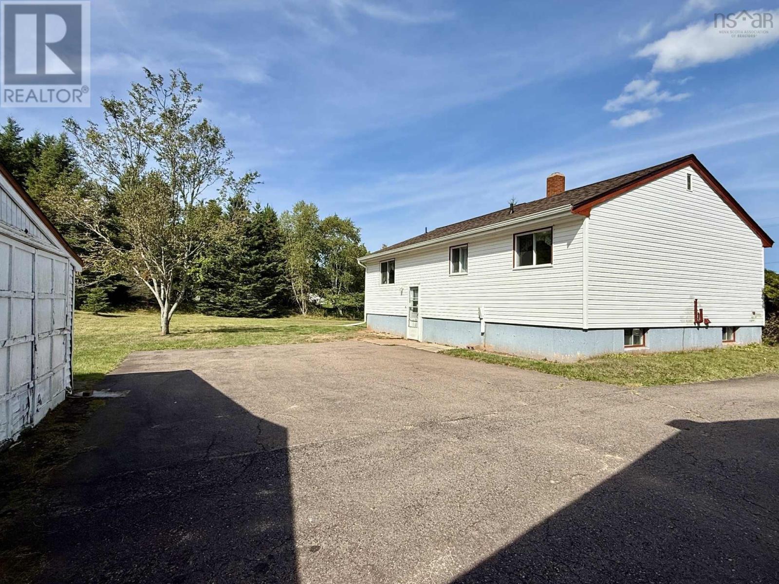 1498 East Prince Street, Salmon River, Nova Scotia  B6L 4C8 - Photo 8 - 202523143