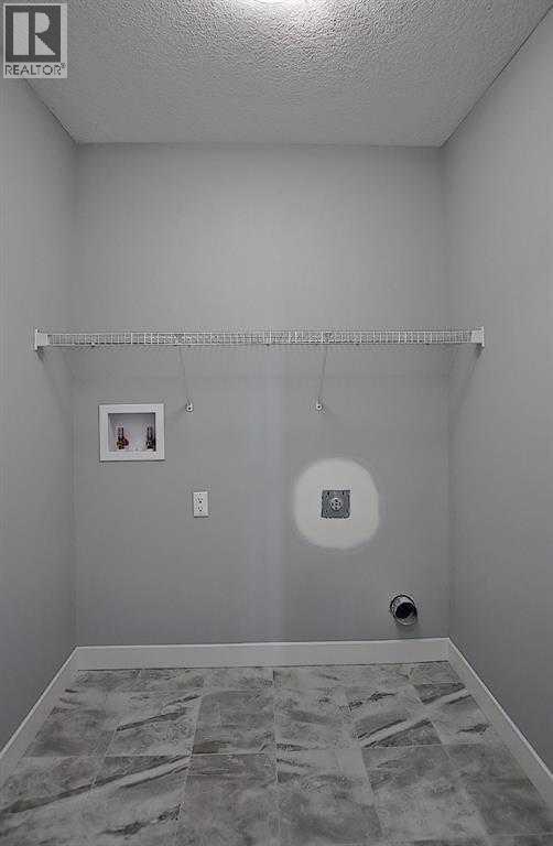 257 Waterford Way, Chestermere, Alberta  T1X 2Z9 - Photo 34 - A2208241