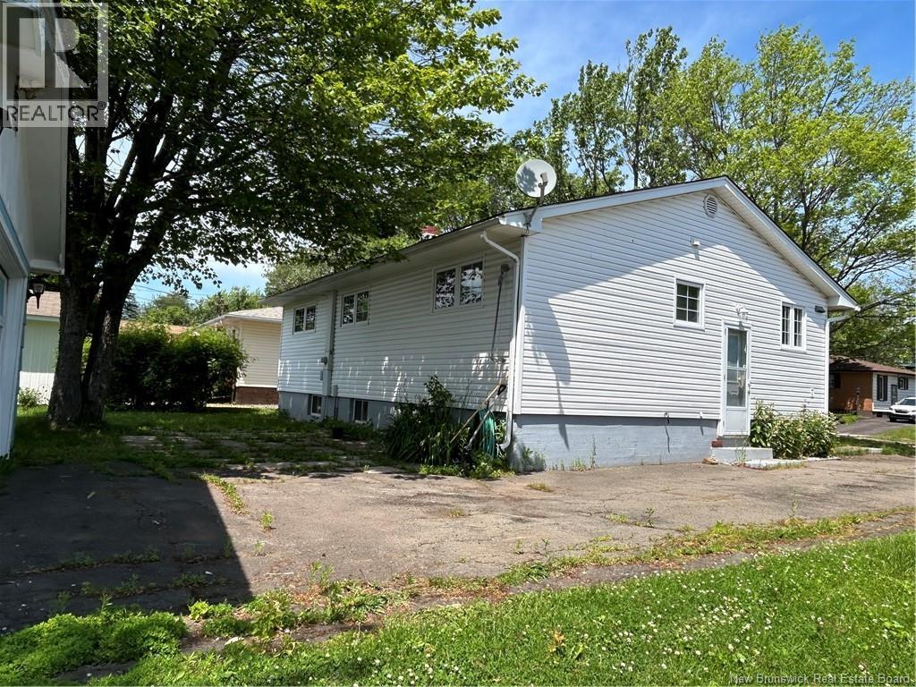 34 Smith Street, Moncton, New Brunswick  E1C 8G2 - Photo 13 - NB128500